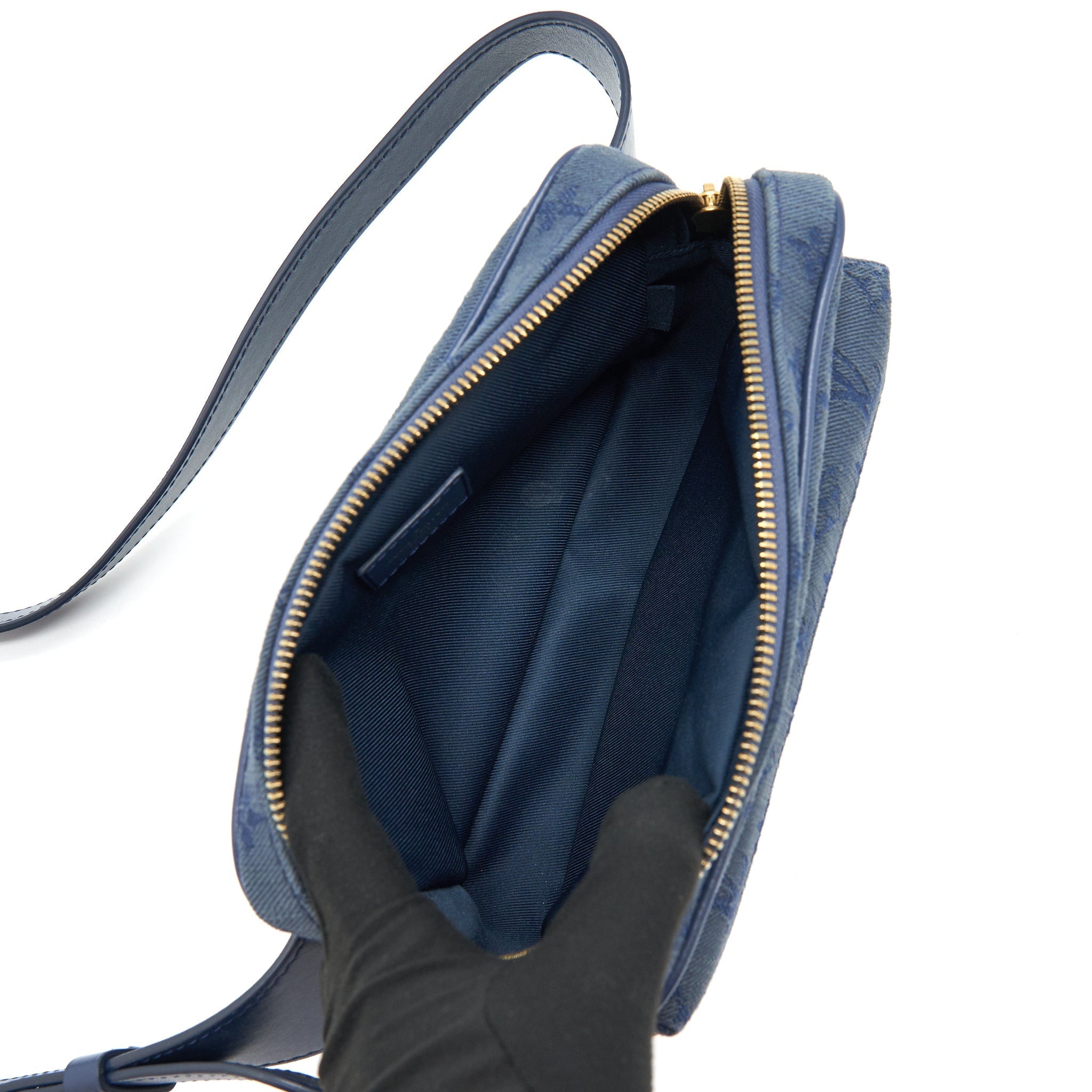 LOUIS VUITTON OUTDOOR BUMBAG DENIM NAVY