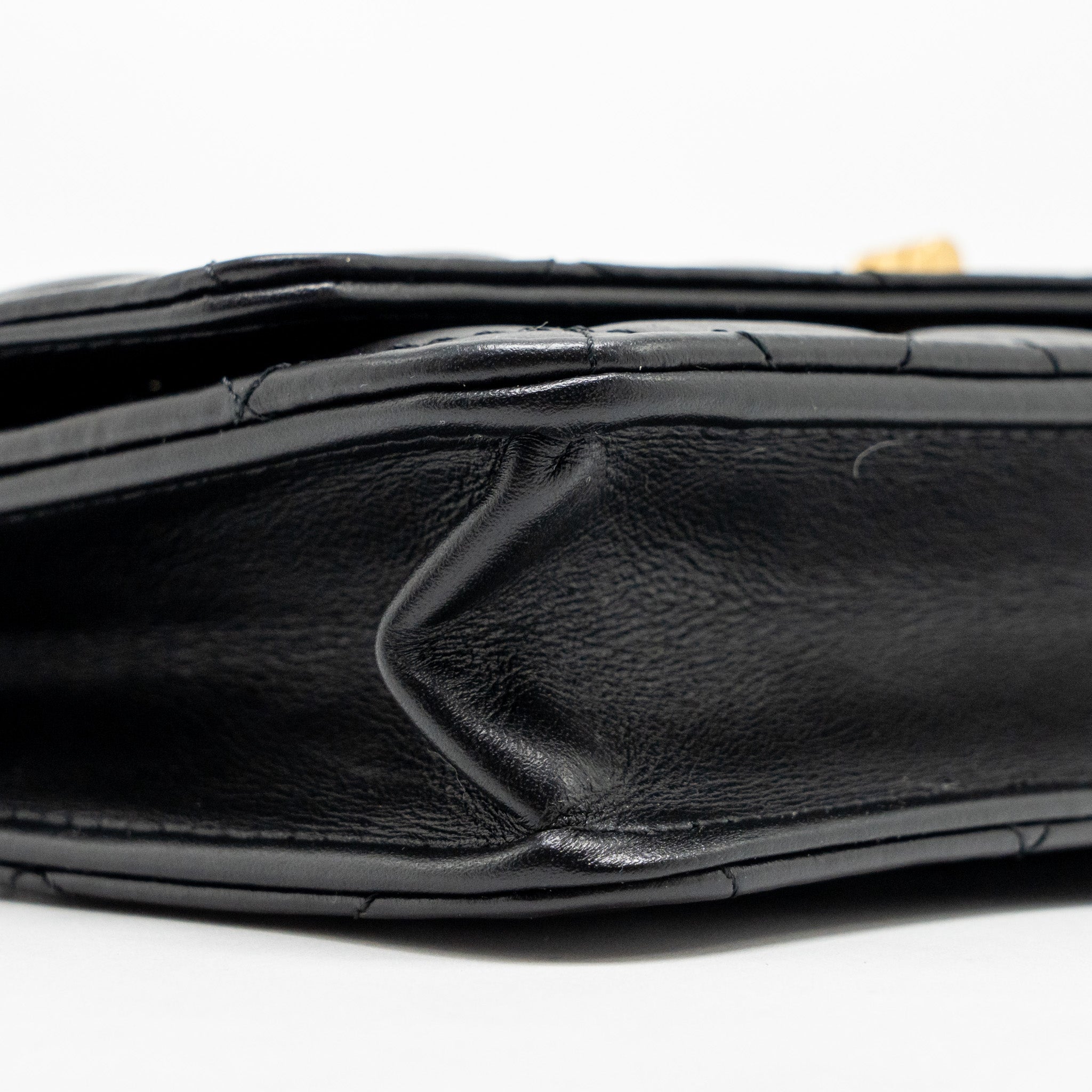 CHANEL 2.55 REISSUE WALLET ON CHAIN AGED CALFSKIN BLACK GHW (MICROCHIP)