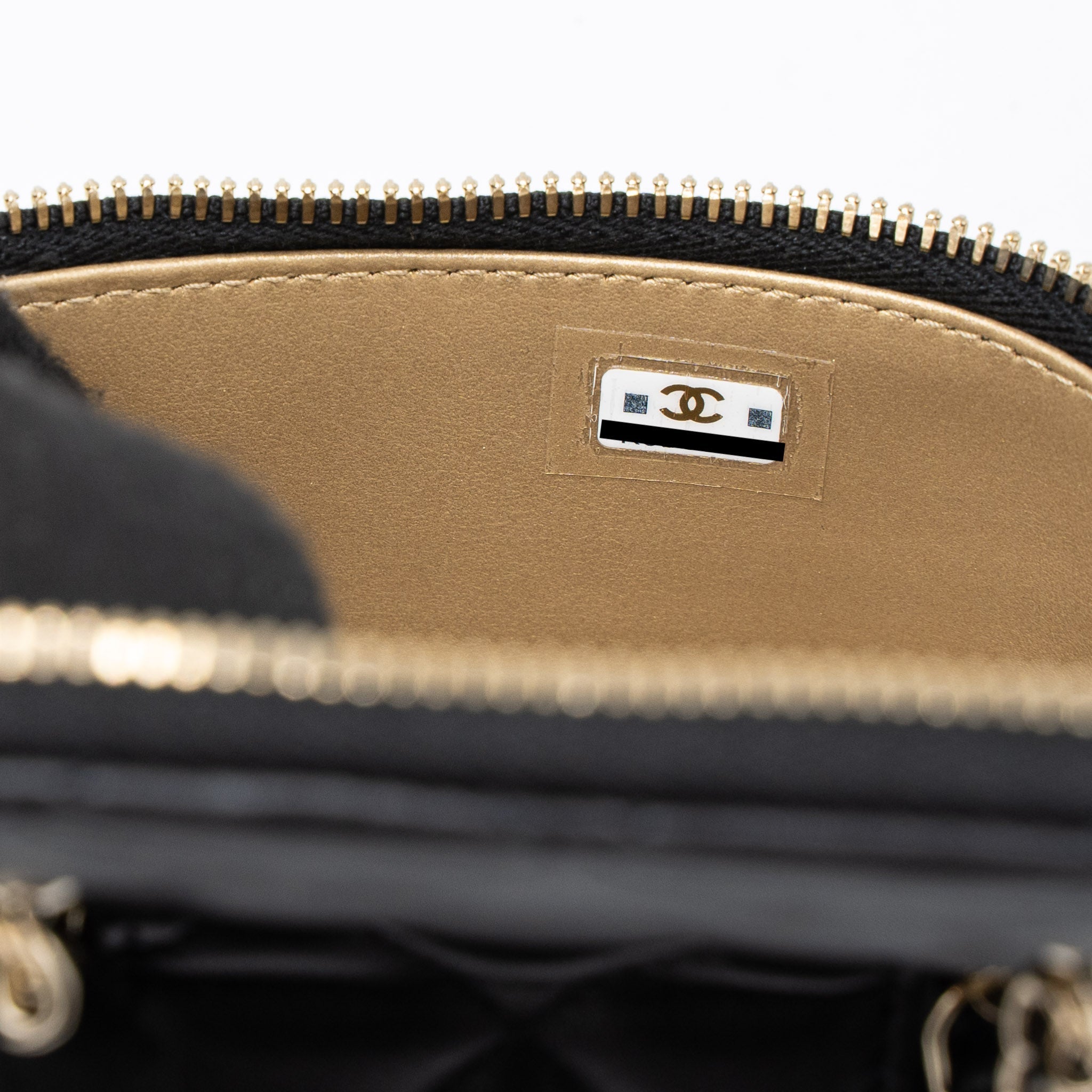 CHANEL 23C PEARL CRUSH MINI VANITY WITH CHAIN LAMBSKIN BLACK LGHW (MICROCHIP)