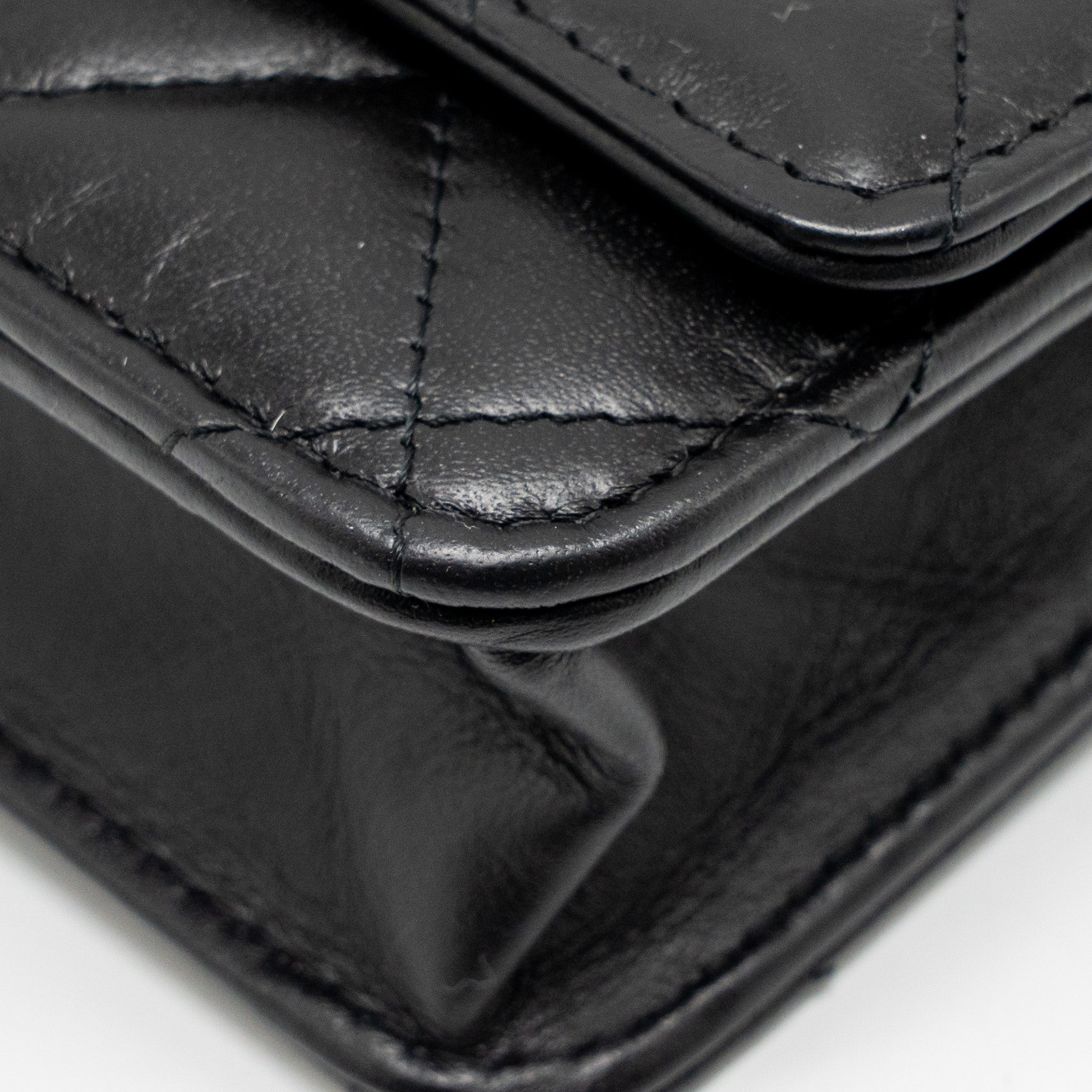 CHANEL 2.55 REISSUE WALLET ON CHAIN AGED CALFSKIN BLACK GHW (MICROCHIP)