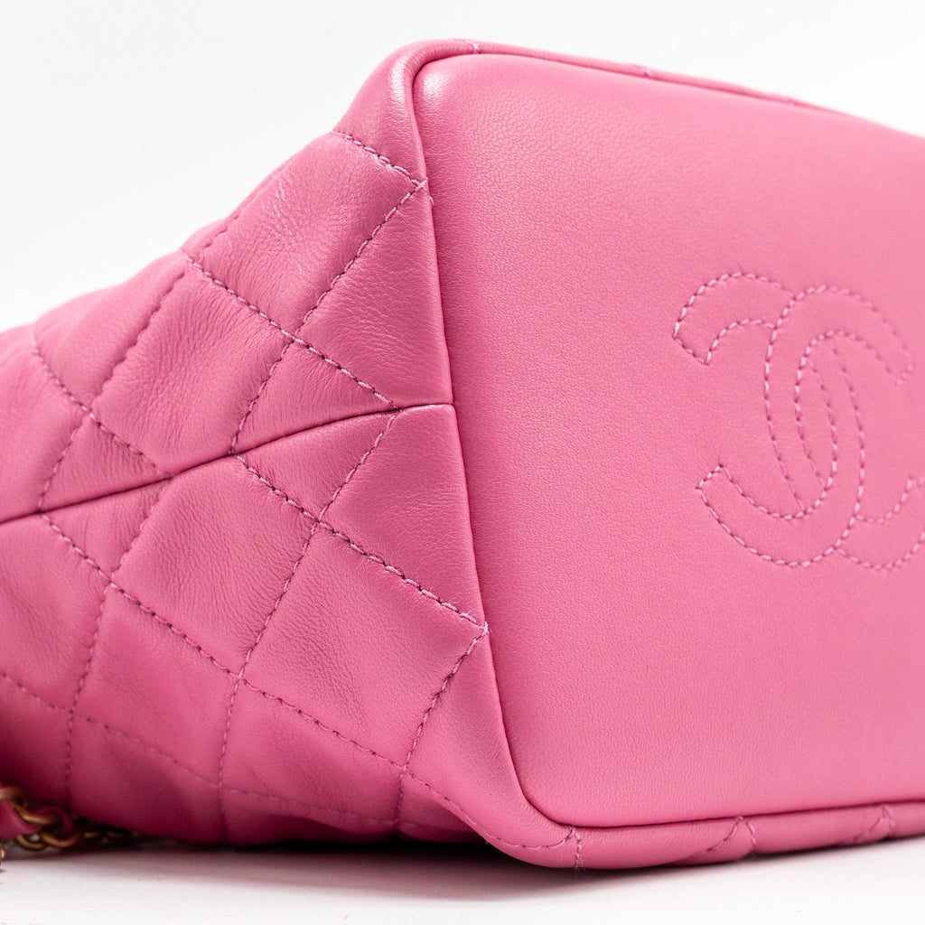CHANEL 20S SMALL QUILTED HOBO BAG LAMBSKIN PINK GHW