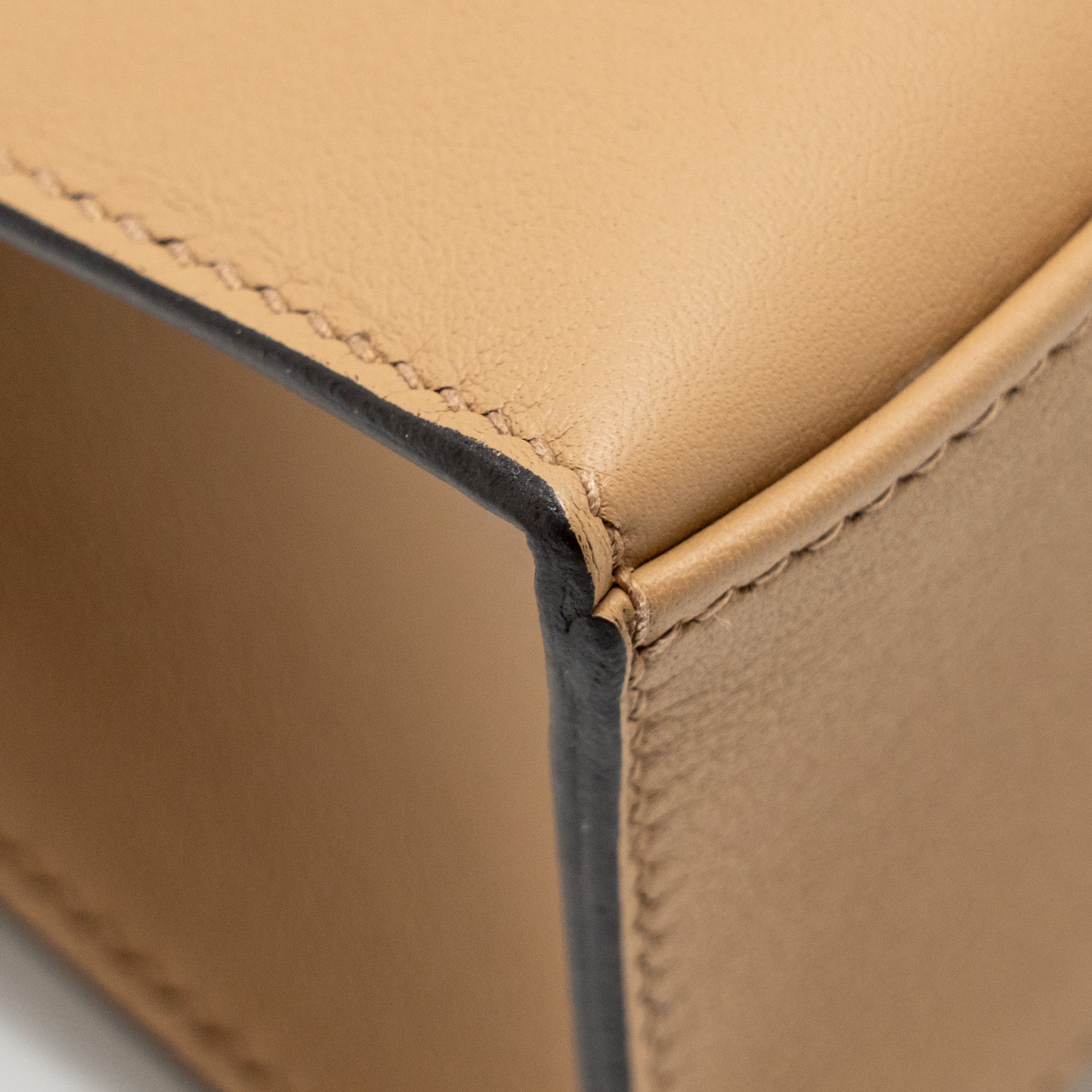 HERMES KELLY POCHETTE SWIFT 0M CHAI GHW
