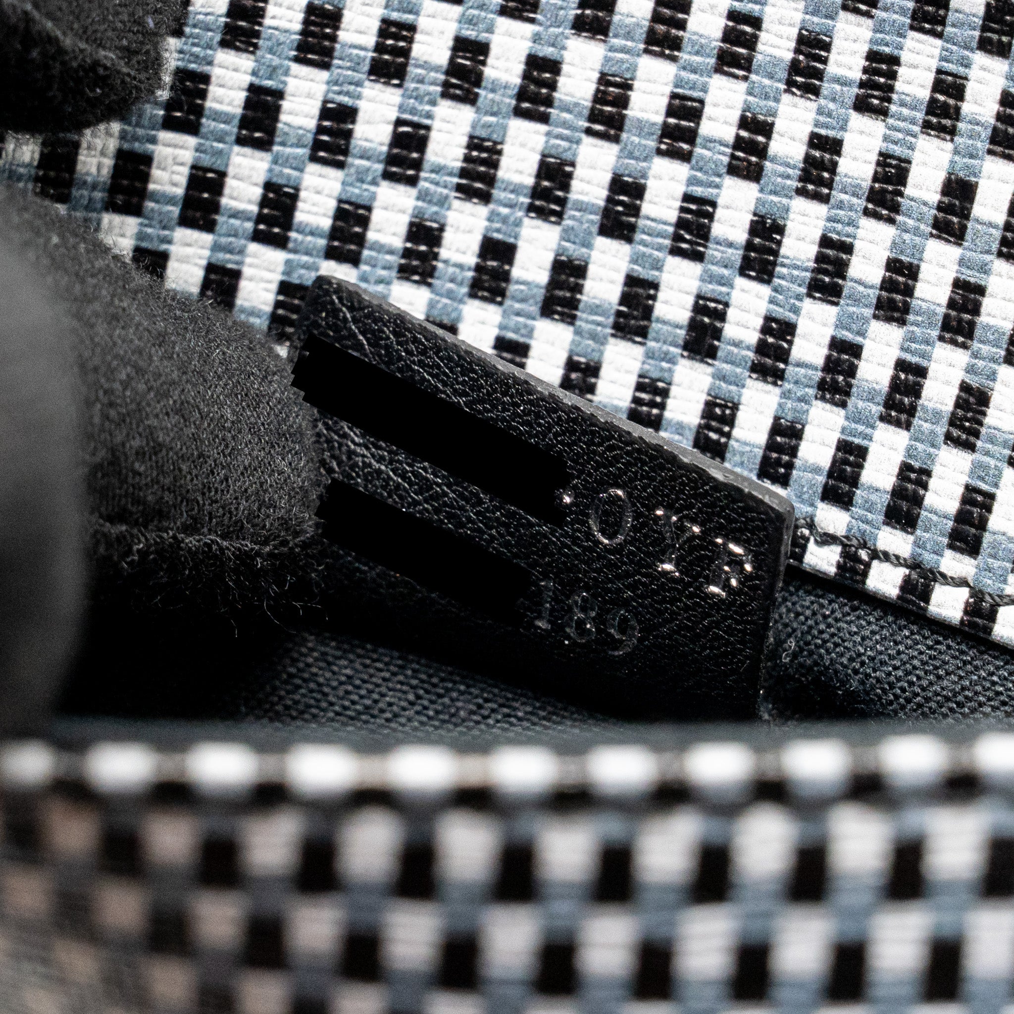 FENDI KARLITO WALLET ON CHAIN LEATHER MULTICOLOUR SHW