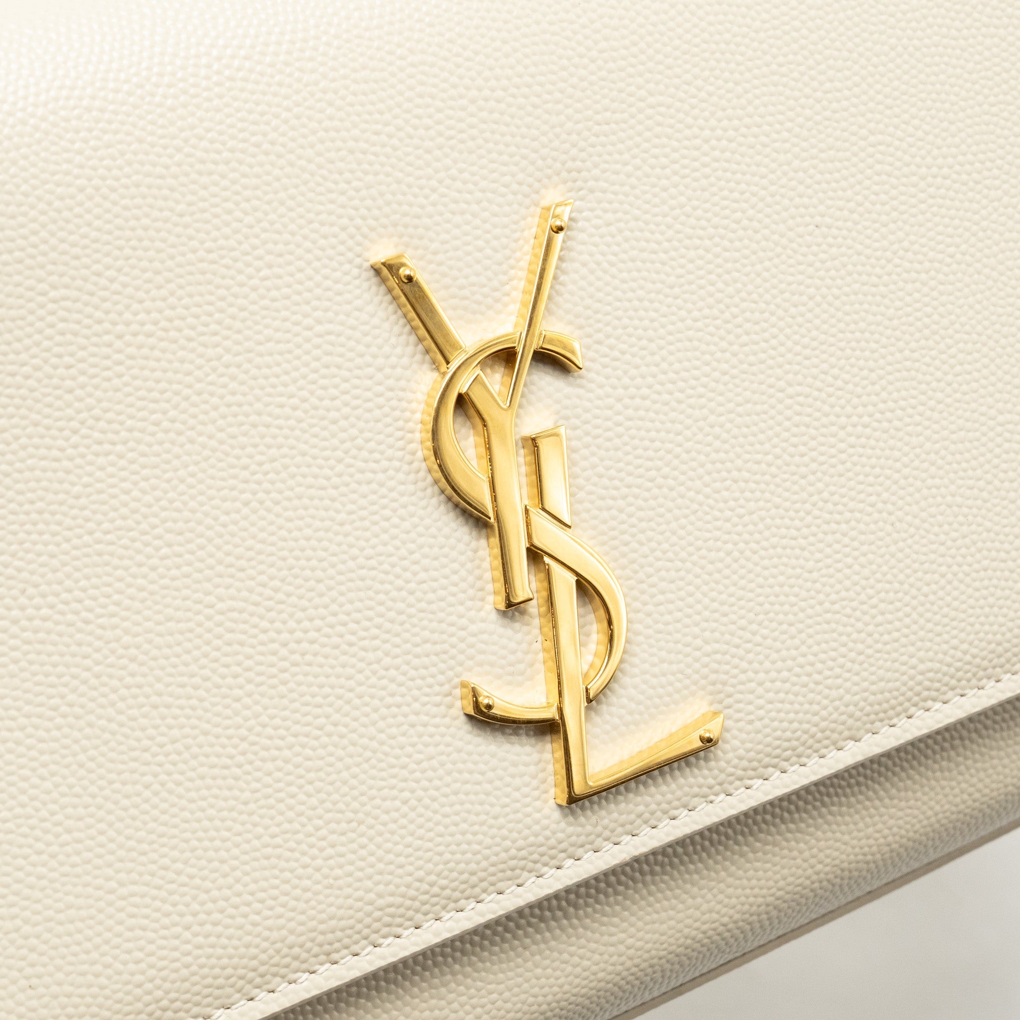SAINT LAURENT/YSL MEDIUM KATE BAG GRAINED CALFSKIN WHITE GHW