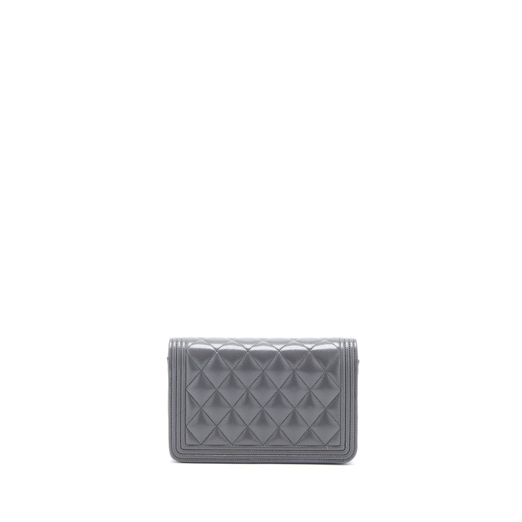 CHANEL 22A BOY WALLET ON CHAIN GRAINED CALFSKIN DARK GREY BRUSHED GHW (MICROCHIP)