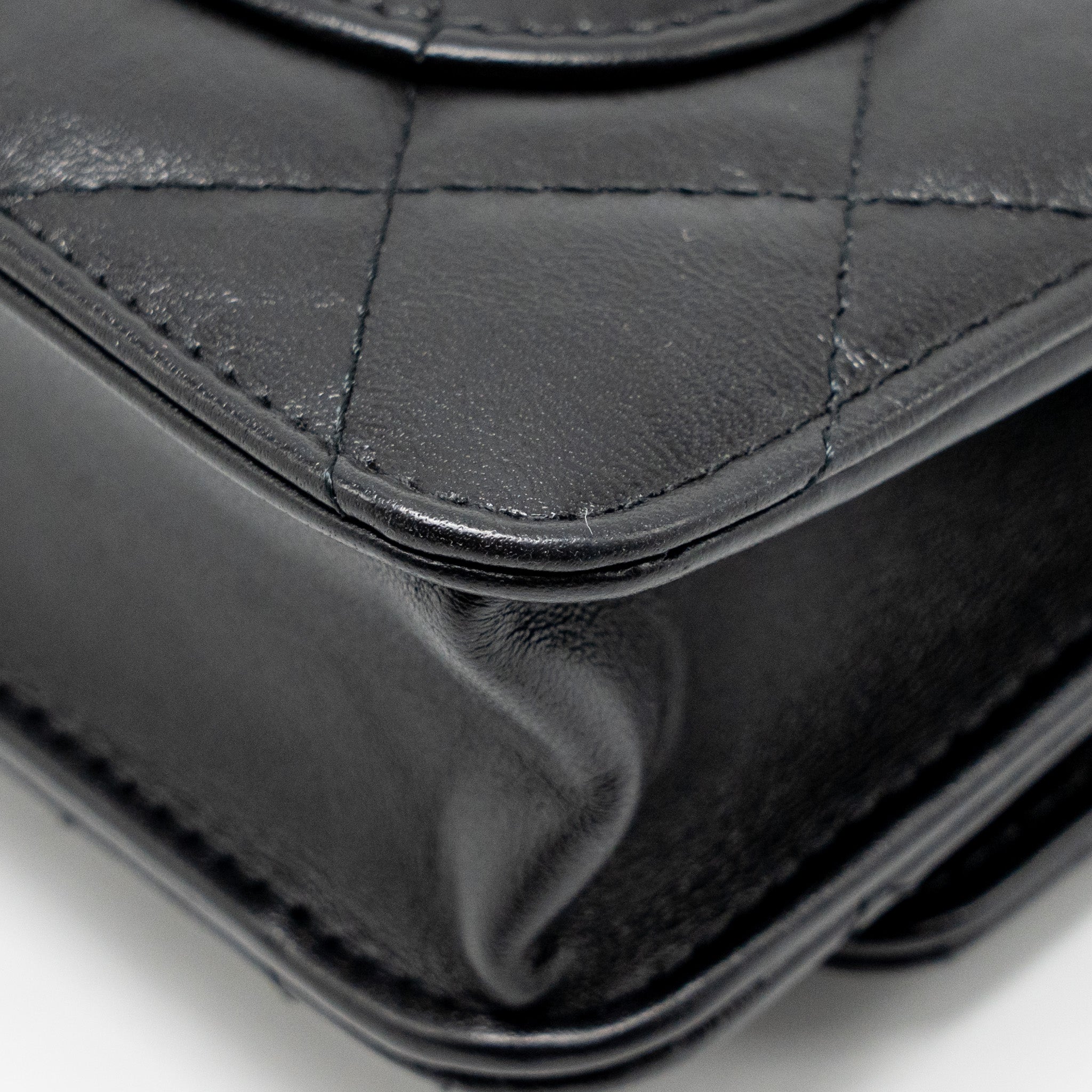 CHANEL 2.55 WALLET ON CHAIN AGED CALFSKIN BLACK BRUSHED GHW (MICROCHIP)
