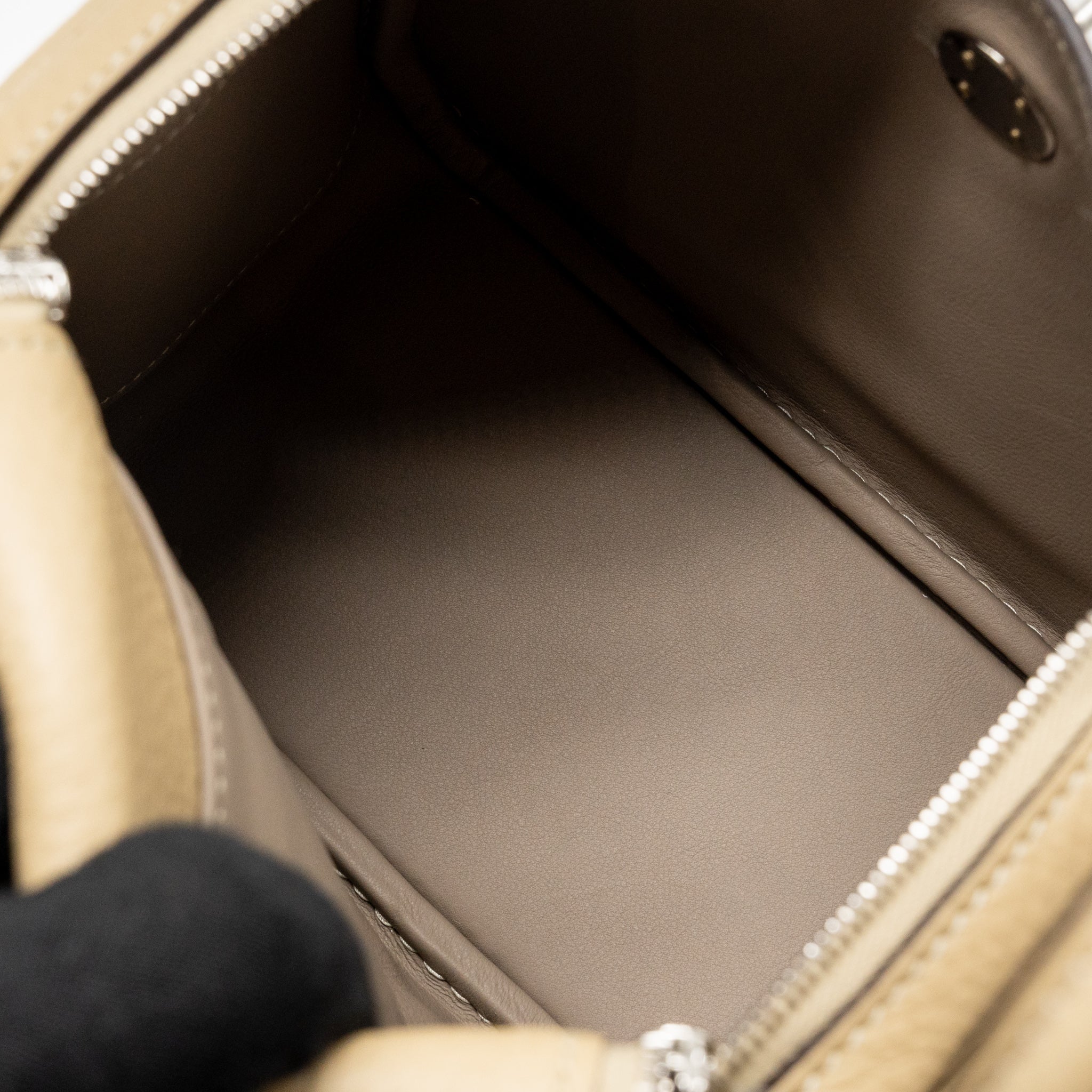 HERMES MINI LINDY II CLEMENCE TRENCH SHW