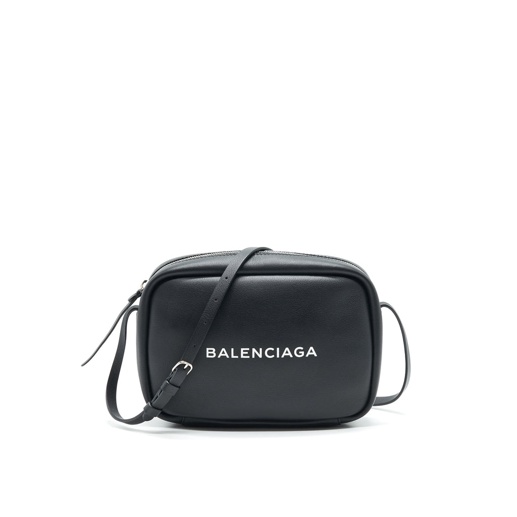 BALENCIAGA CROSSBODY BAG IN BLACK