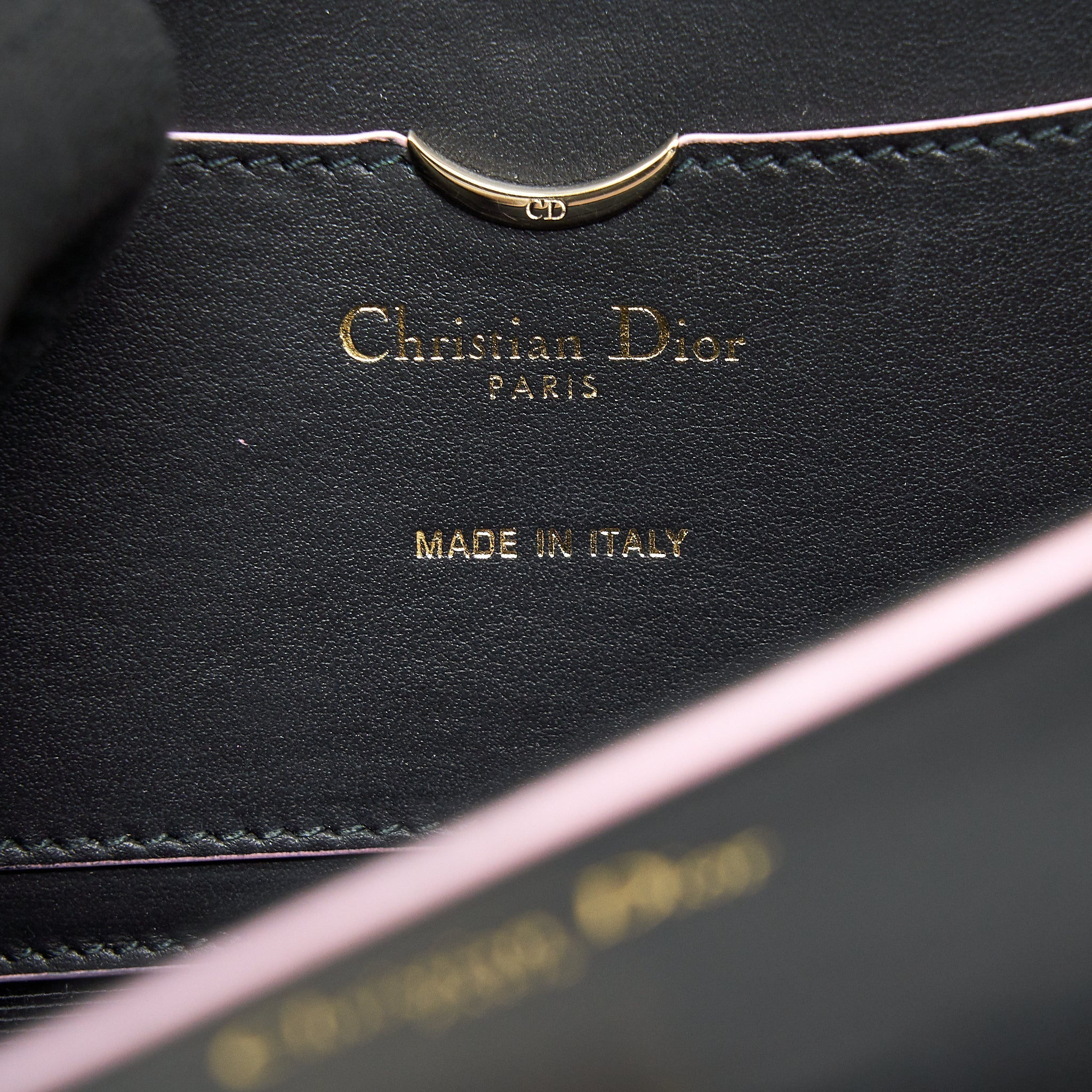 DIOR DIOREVER CLUTCH WITH STRAP PINK AND BLACK LGHW