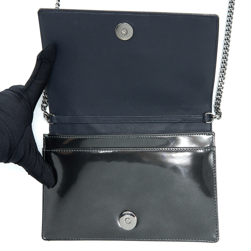DIOR DIORAMA WALLET ON CHAIN METALLIC GREY GHW
