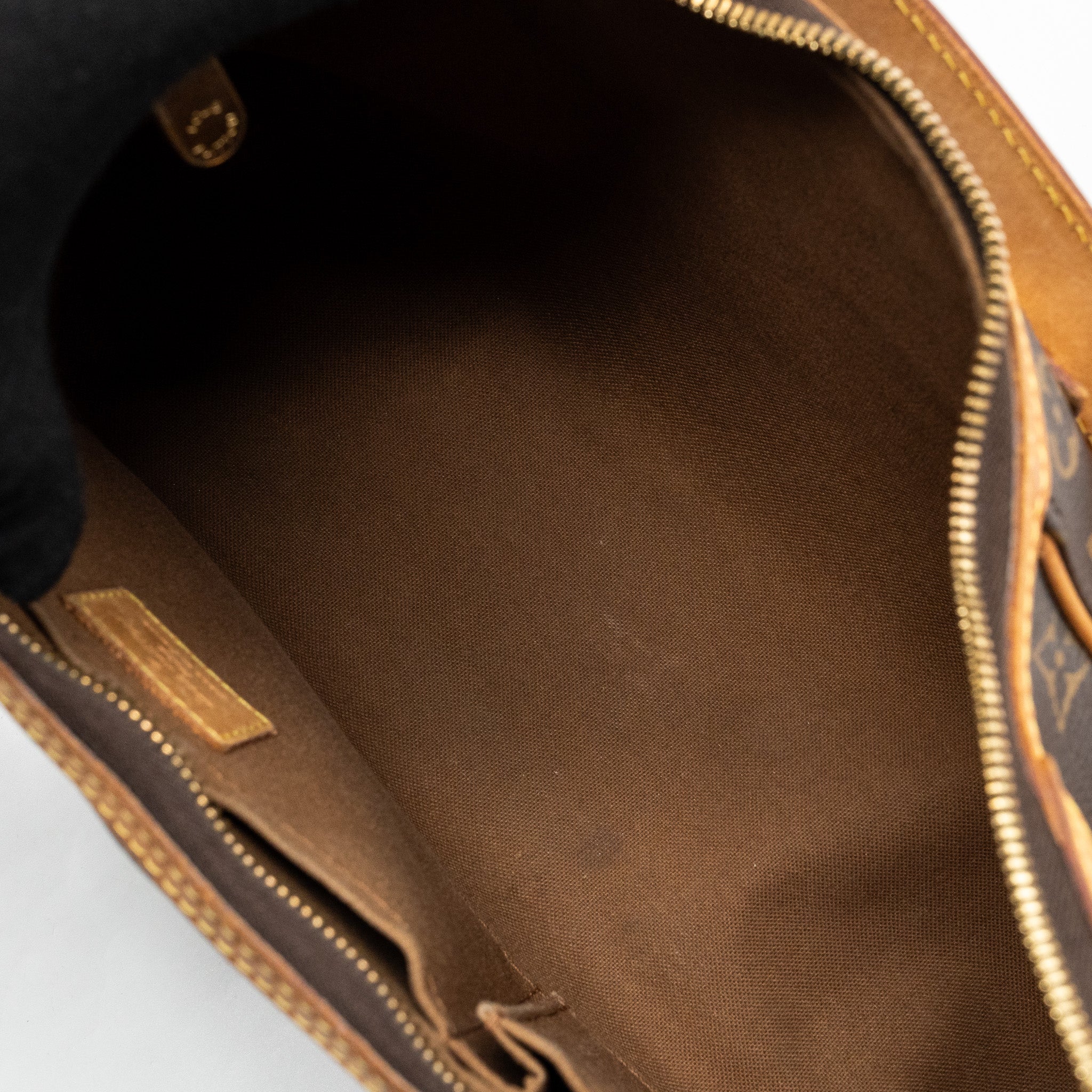 LOUIS VUITTON THAMES GM SHOULDER BAG MONOGRAM CANVAS GHW