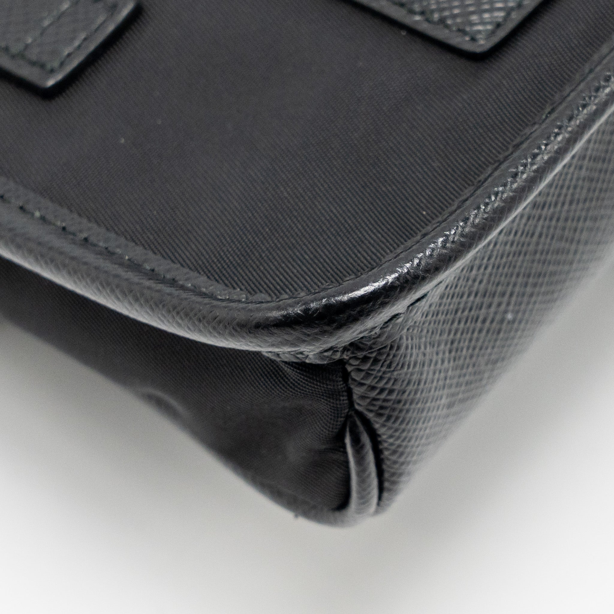 PRADA TRIMMED SAFFIANO PHONE CASE RE-NYLON BLACK SHW