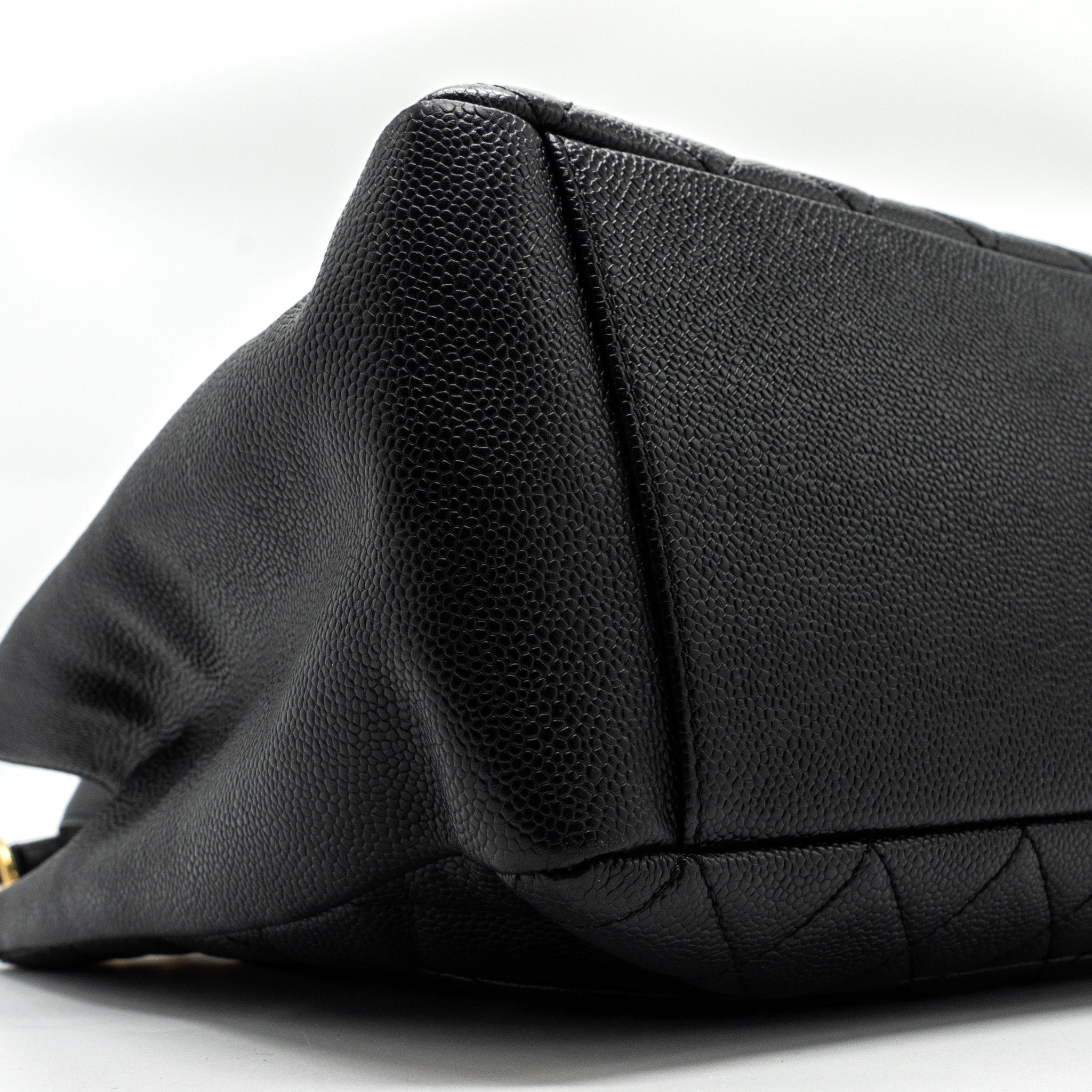 CHANEL GRAND SHOPPING TOTE CAVIAR BLACK GHW