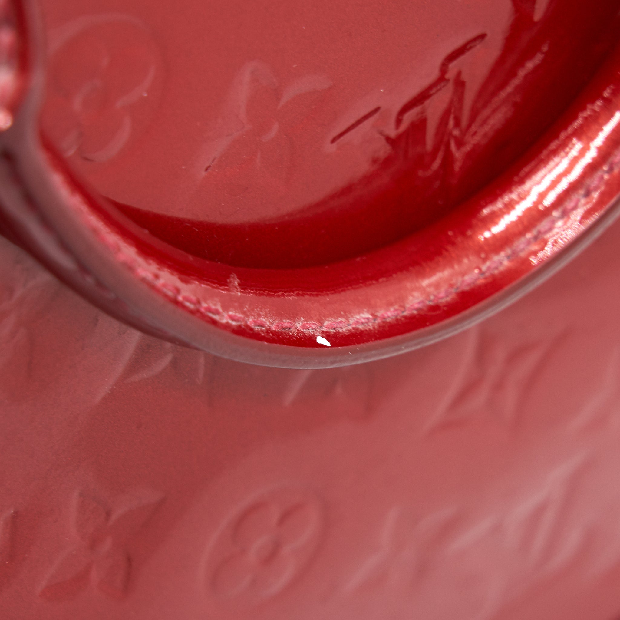 LOUIS VUITTON ALMA GM PATENT LEATHER RED