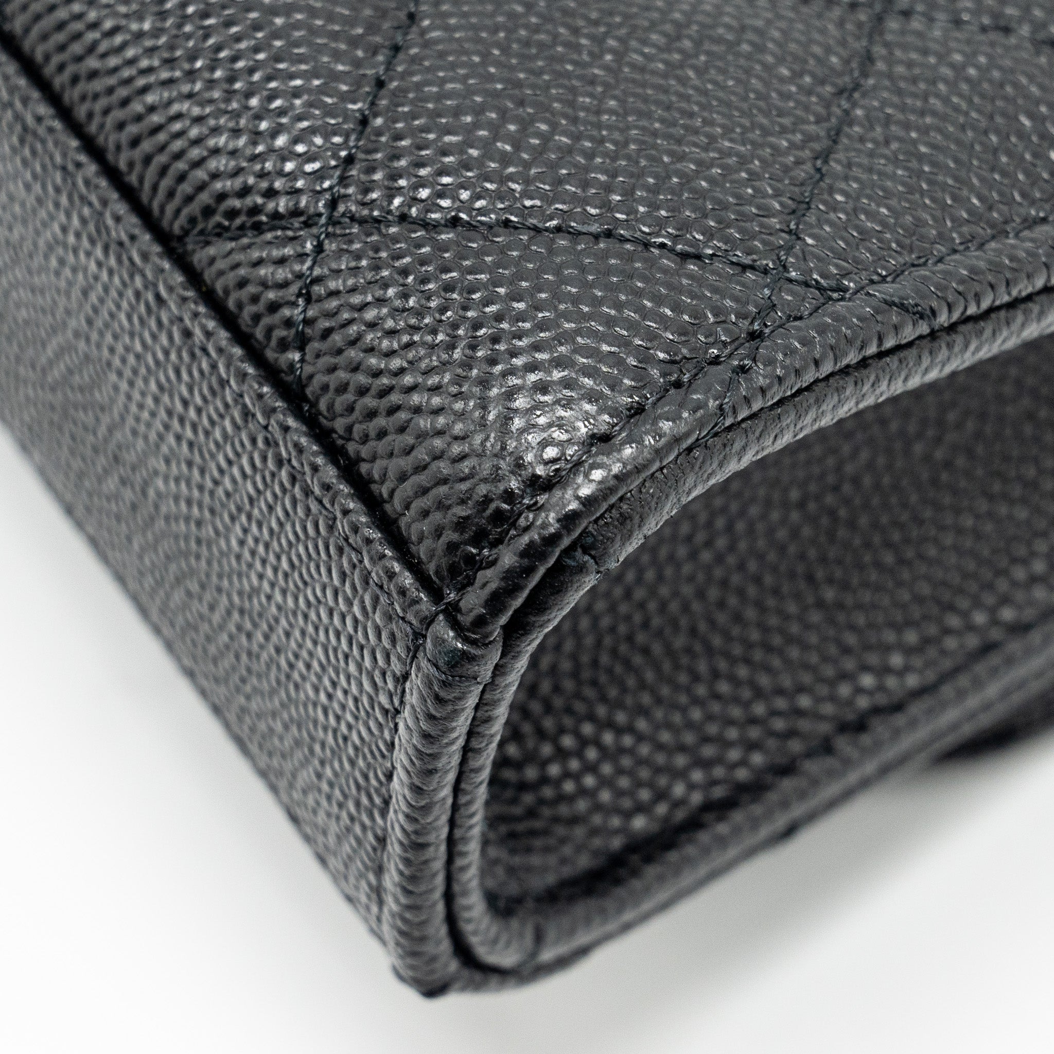 CHANEL MINI TOP HANDLE FLAP BAG CAVIAR BLACK LGHW (MICROCHIP)