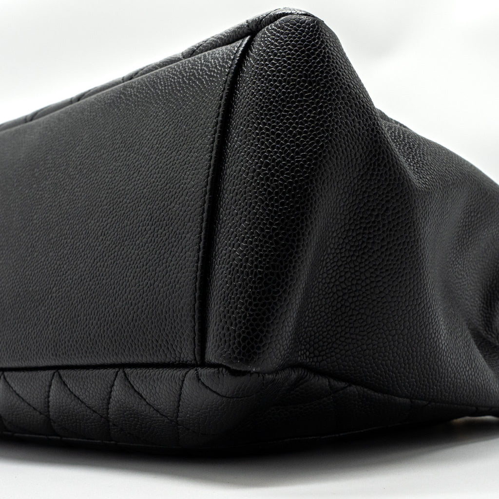 CHANEL GRAND SHOPPING TOTE CAVIAR BLACK GHW