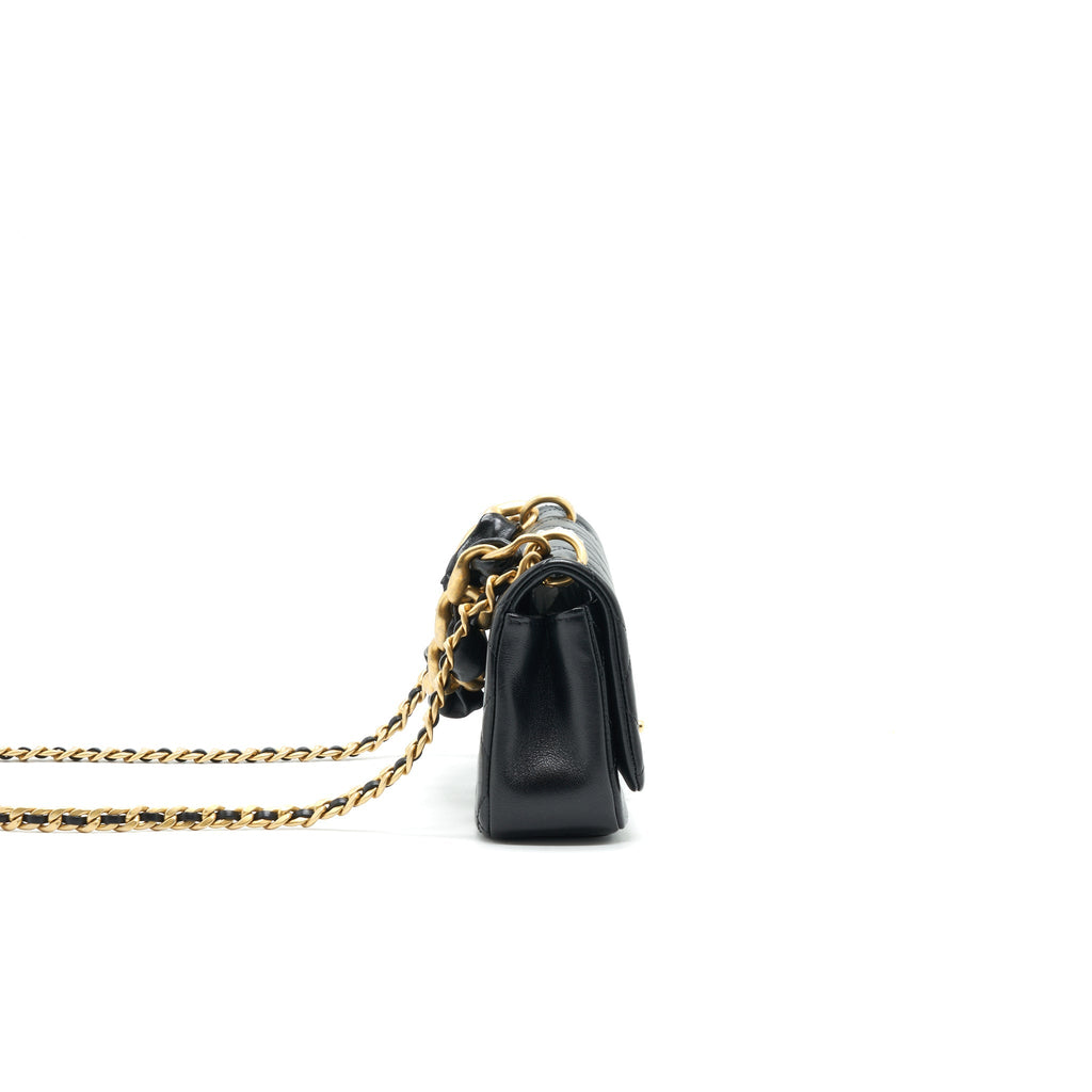 CHANEL SHINY LAMBSKIN FLAP BAG BLACK GHW