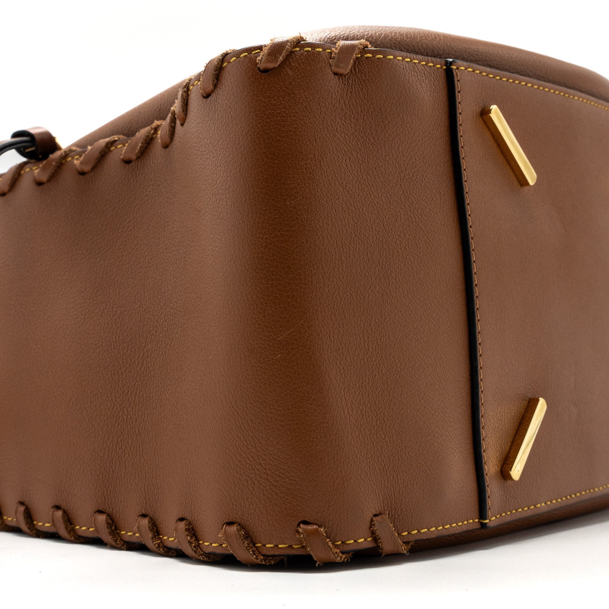 LOEWE SMALL HAMMOCK BAG CALFSKIN CARAMEL GHW