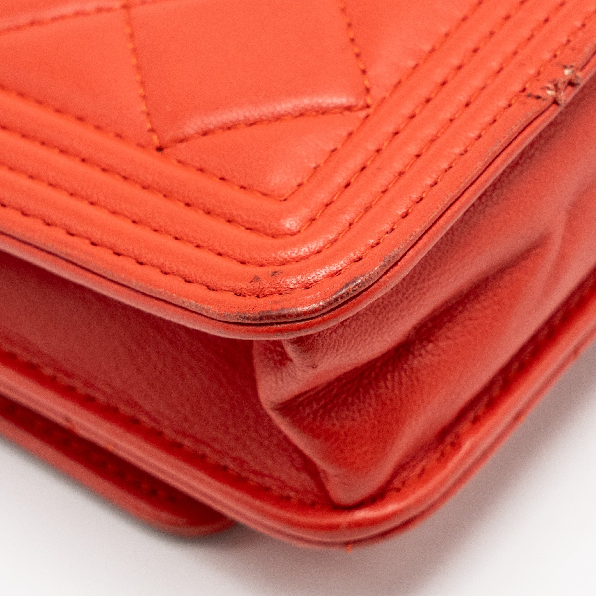 CHANEL BOY WALLET ON CHAIN LAMBSKIN RED RUTHENIUM SILVER HARDWARE