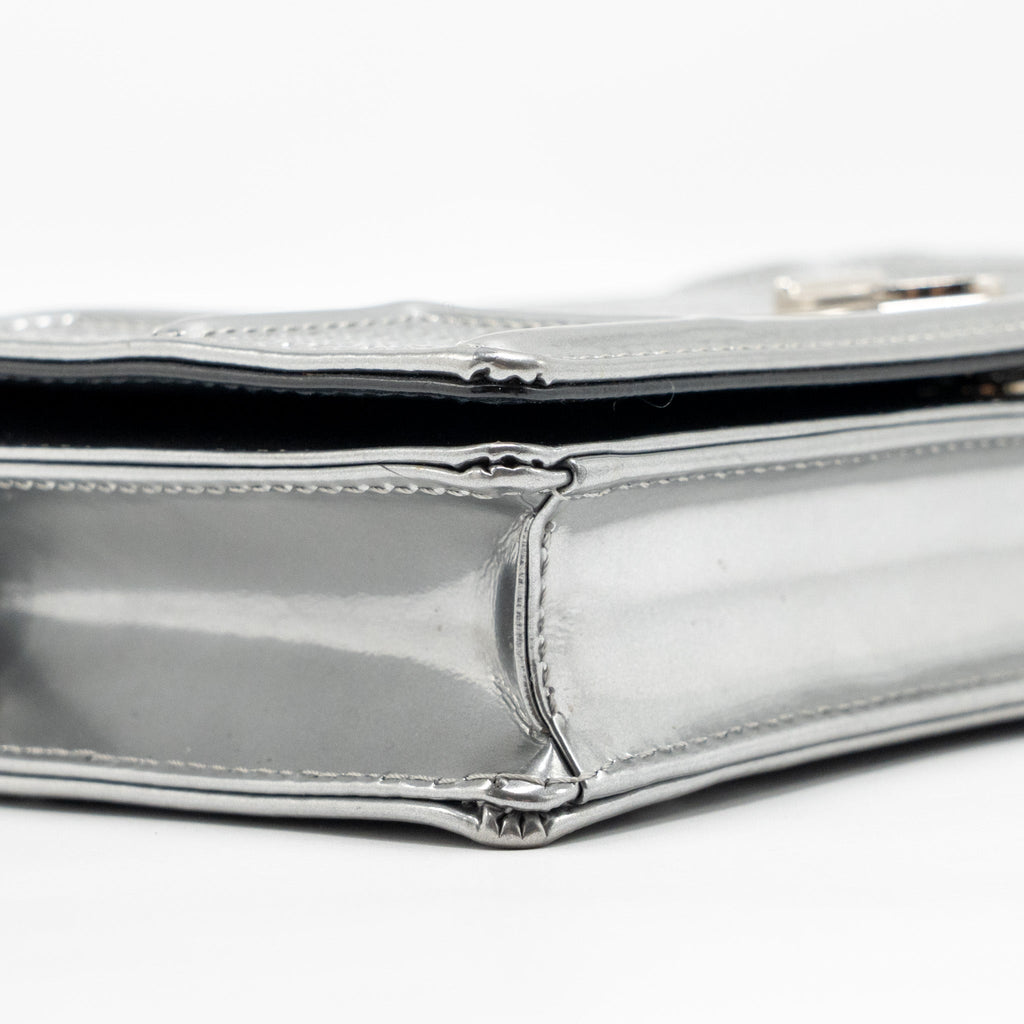 DIOR DIORAMA WALLET ON CHAIN CALFSKIN SILVER SHW