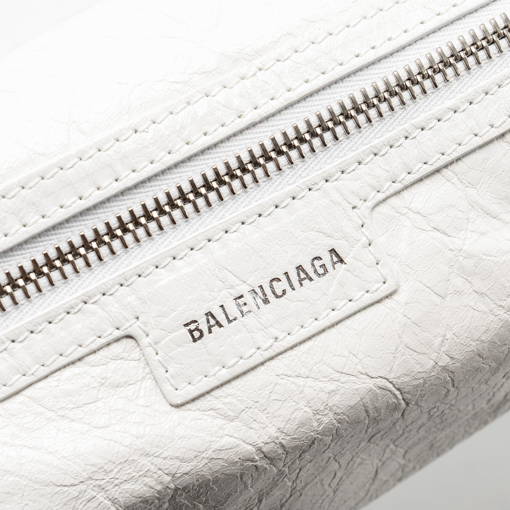 BALENCIAGA SUPERBUSY XS SLING BAG CALFSKIN OPTIC WHITE SHW