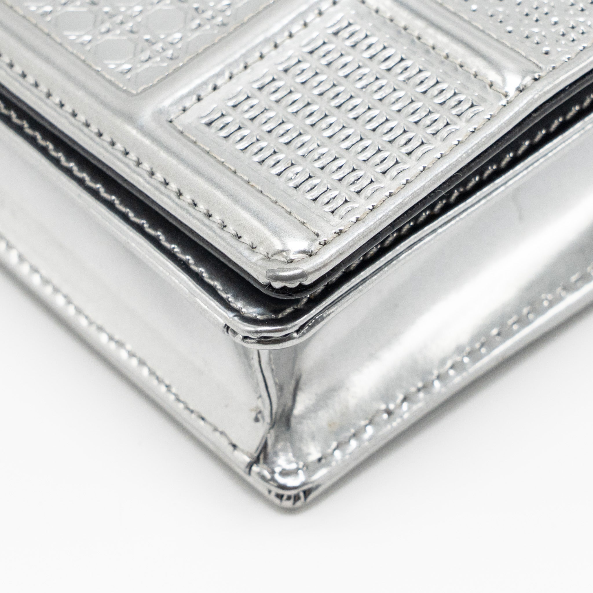DIOR DIORAMA WALLET ON CHAIN CALFSKIN SILVER SHW