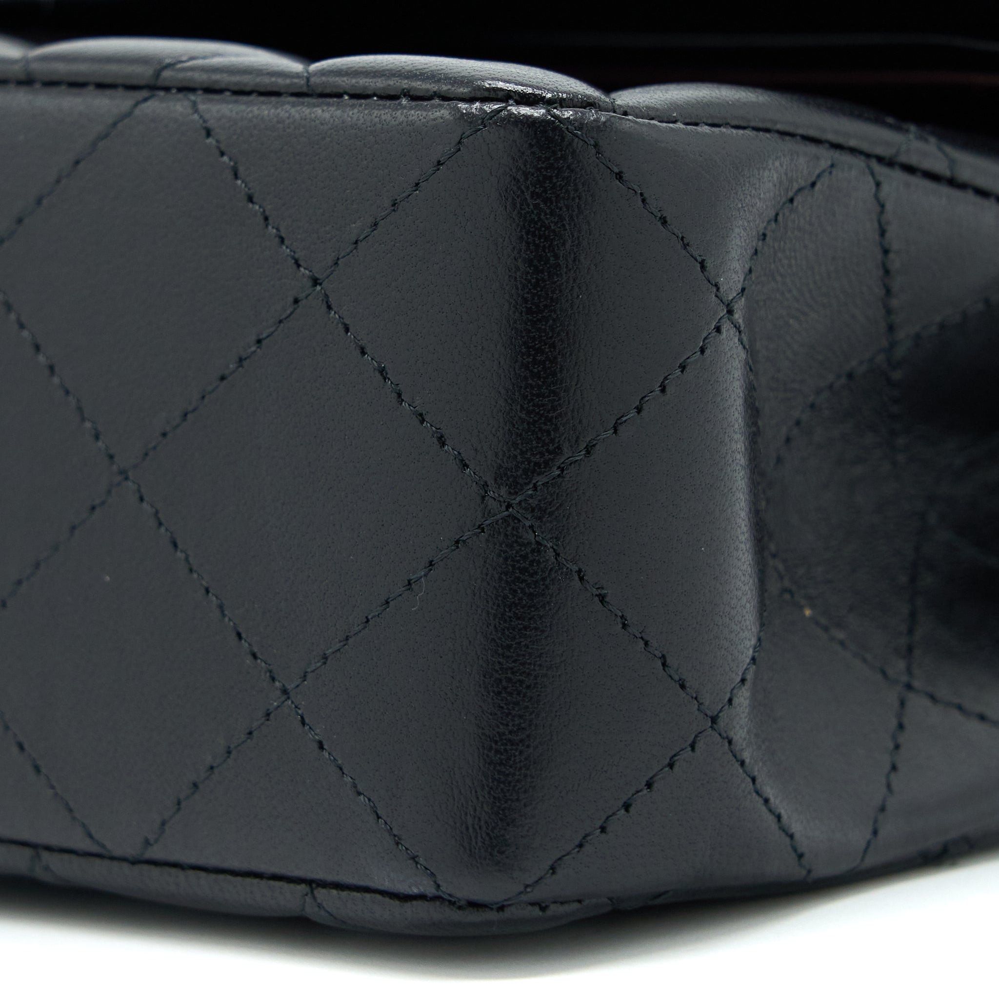 CHANEL SMALL CLASSIC DOUBLE FLAP BAG LAMBSKIN BLACK GHW (MICROCHIP)