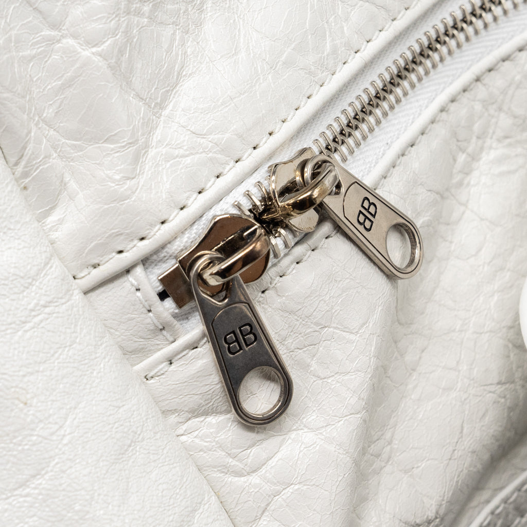 BALENCIAGA SUPERBUSY XS SLING BAG CALFSKIN OPTIC WHITE SHW