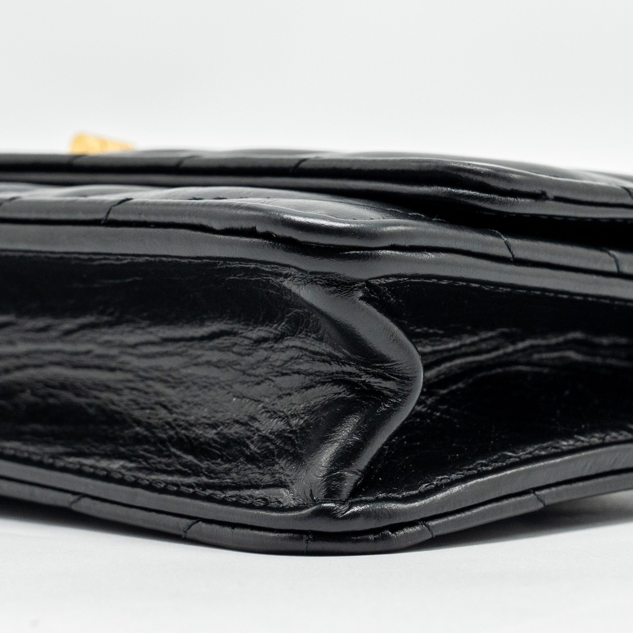 CHANEL CHEVRON 2.55 REISSUE WALLET ON CHAIN AGED CALFSKIN BLACK GHW (MICROCHIP)