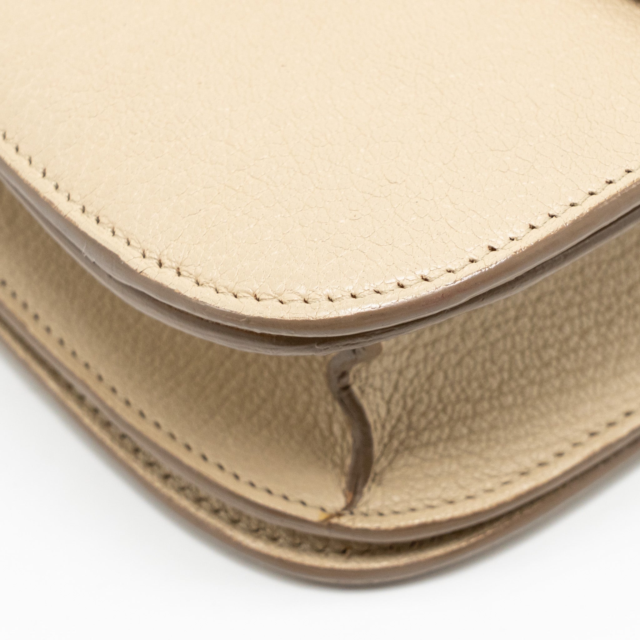 CELINE MEDIUM CLASSIC BOX BAG GOATSKIN BEIGE GHW
