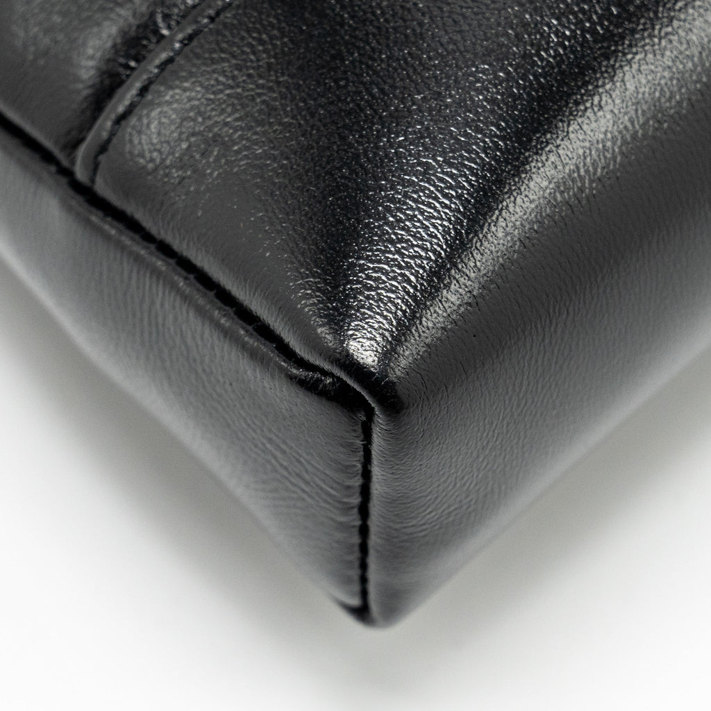 CHANEL MINI 31 CLUTCH WITH CHAIN SHINY LAMBSKIN BLACK LGHW (MICROCHIP)