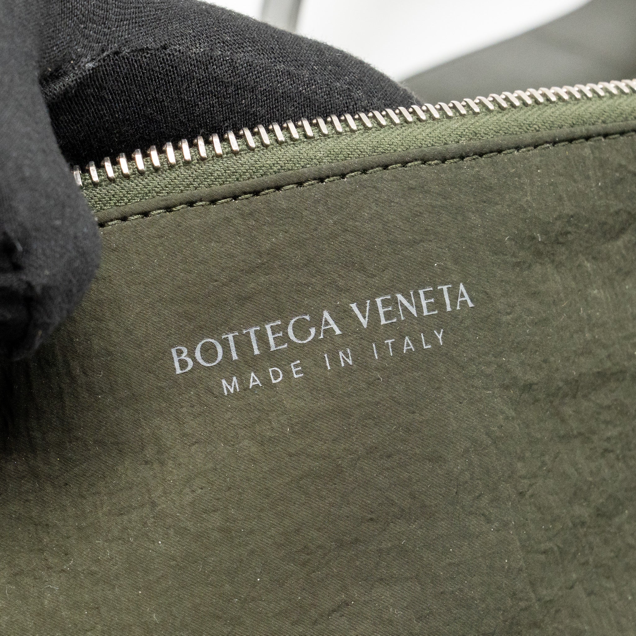BOTTEGA VENETA CASSETTE CROSSBODY BAG LAMBSKIN DARK GREEN RUTHENIUM SHW