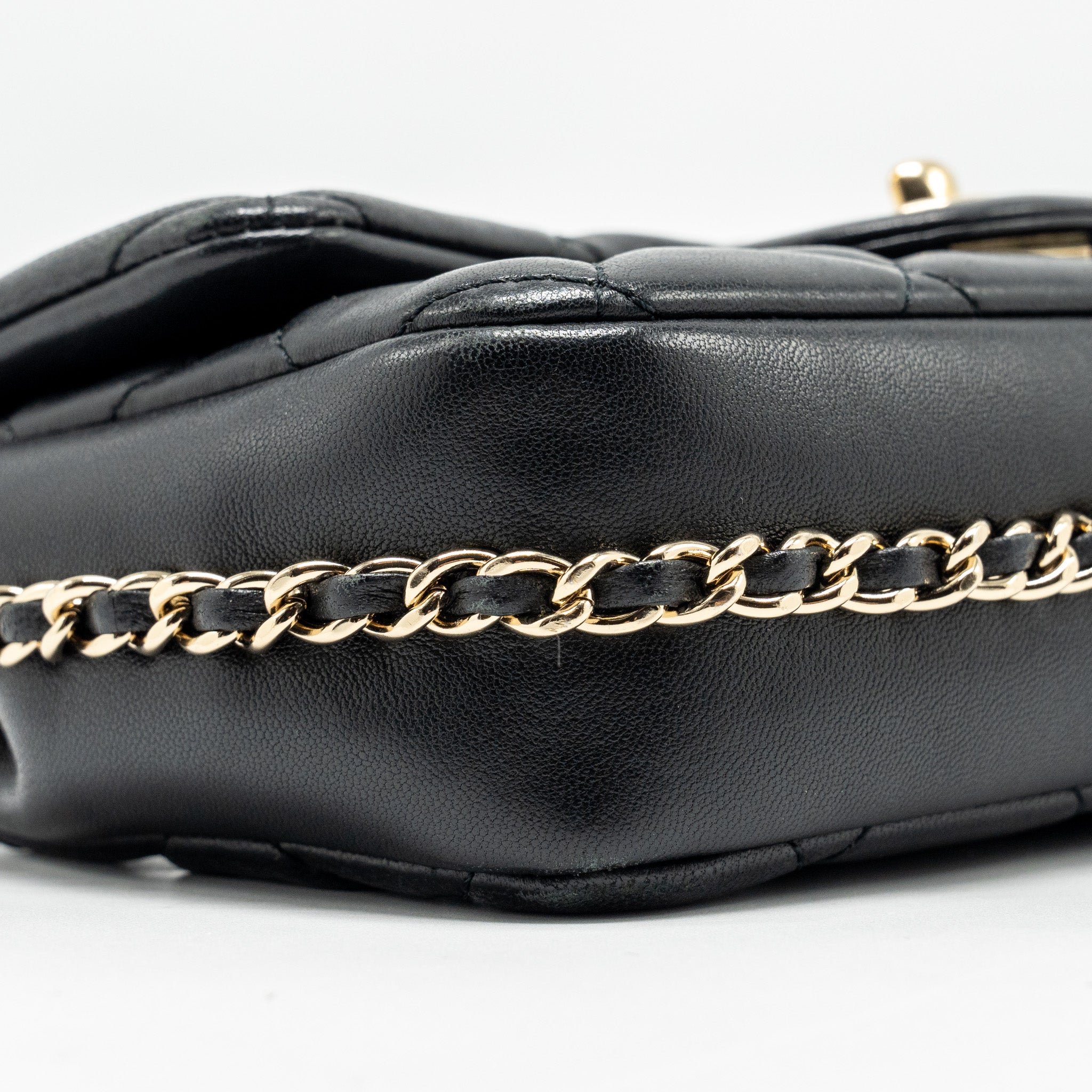 CHANEL PEARL CHAIN QUILTED FLAP BAG LAMBSKIN BLACK GHW