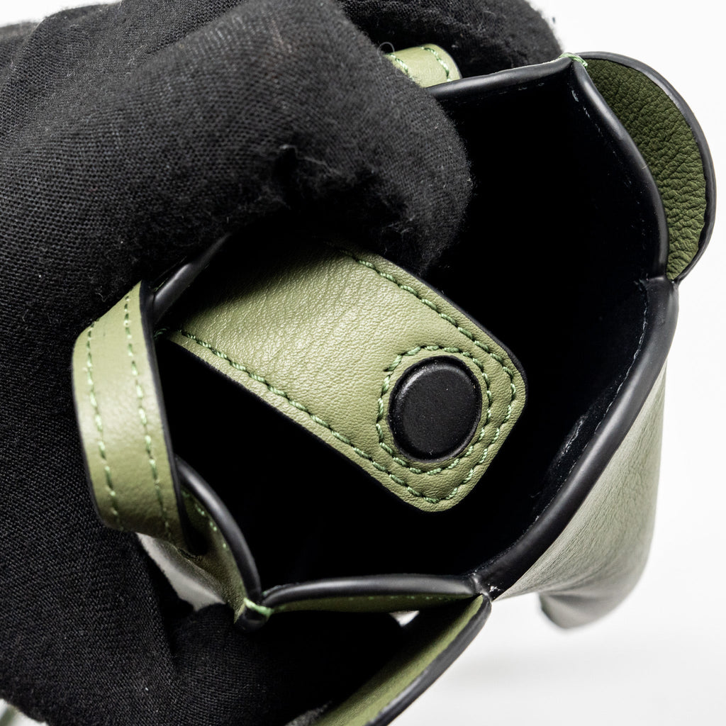 LOEWE ELEPHANT POCKET CALFSKIN AVOCADO GREEN