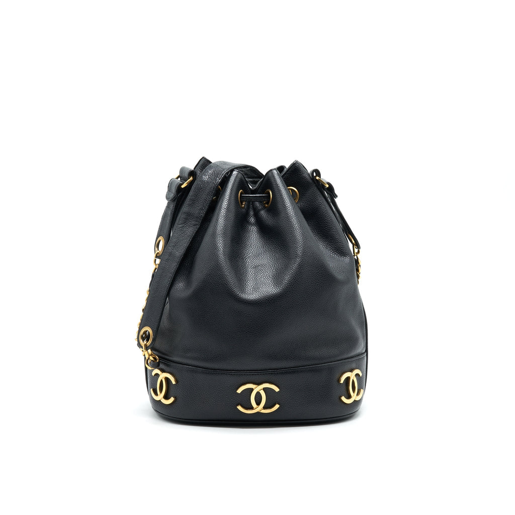 CHANEL VINTAGE CC LOGO PEARL CRUSH CAVIAR BUCKET BAG BLACK