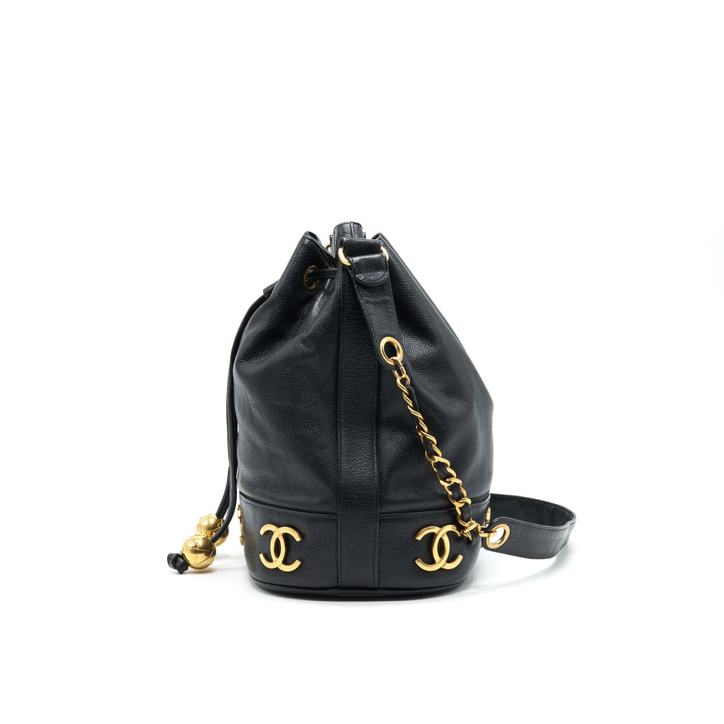 CHANEL VINTAGE CC LOGO PEARL CRUSH CAVIAR BUCKET BAG BLACK
