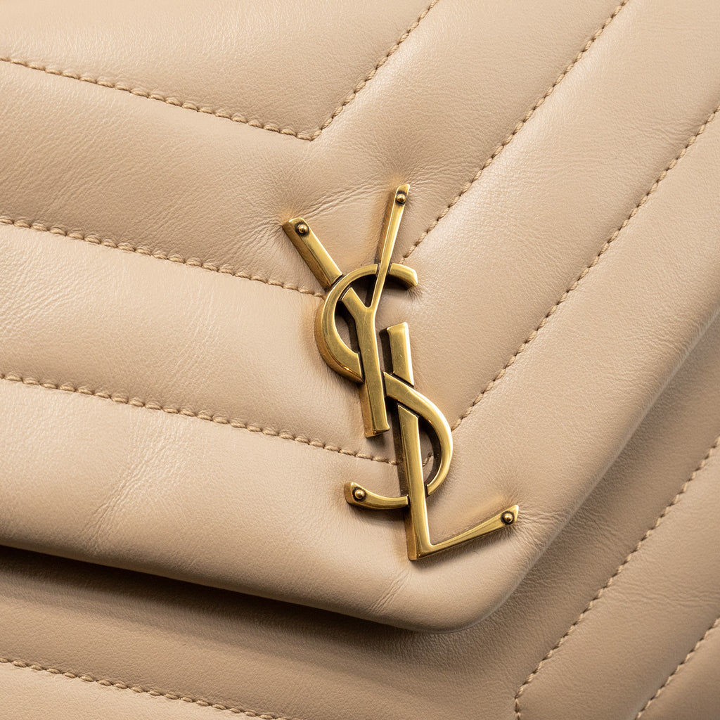 SAINT LAURENT / YSL SMALL LOU LOU SHOULDER BAG CALFSKIN BEIGE GHW