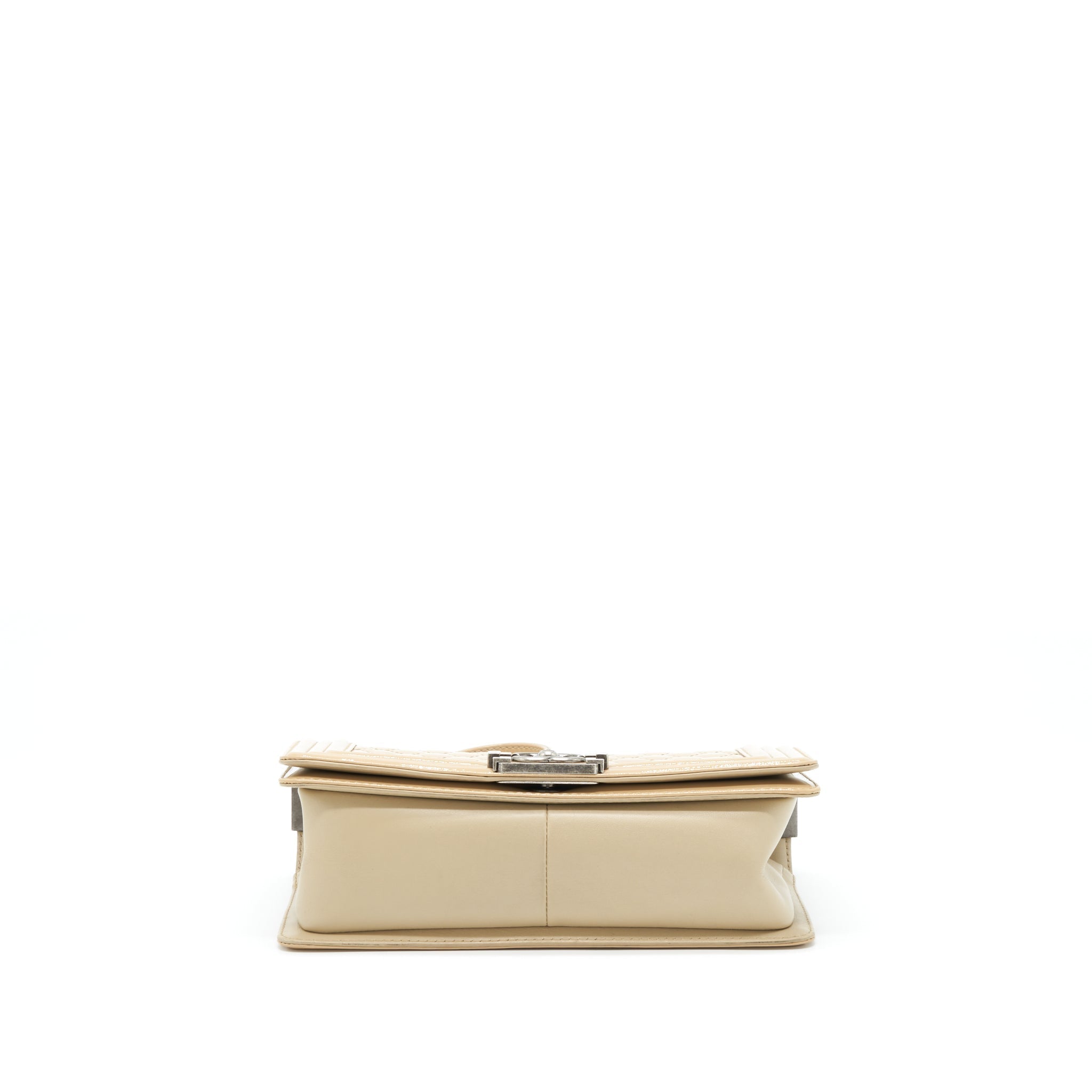 CHANEL MEDIUM BOY PATENT LIGHT BEIGE RUTHENIUM SLIVER HARDWARE