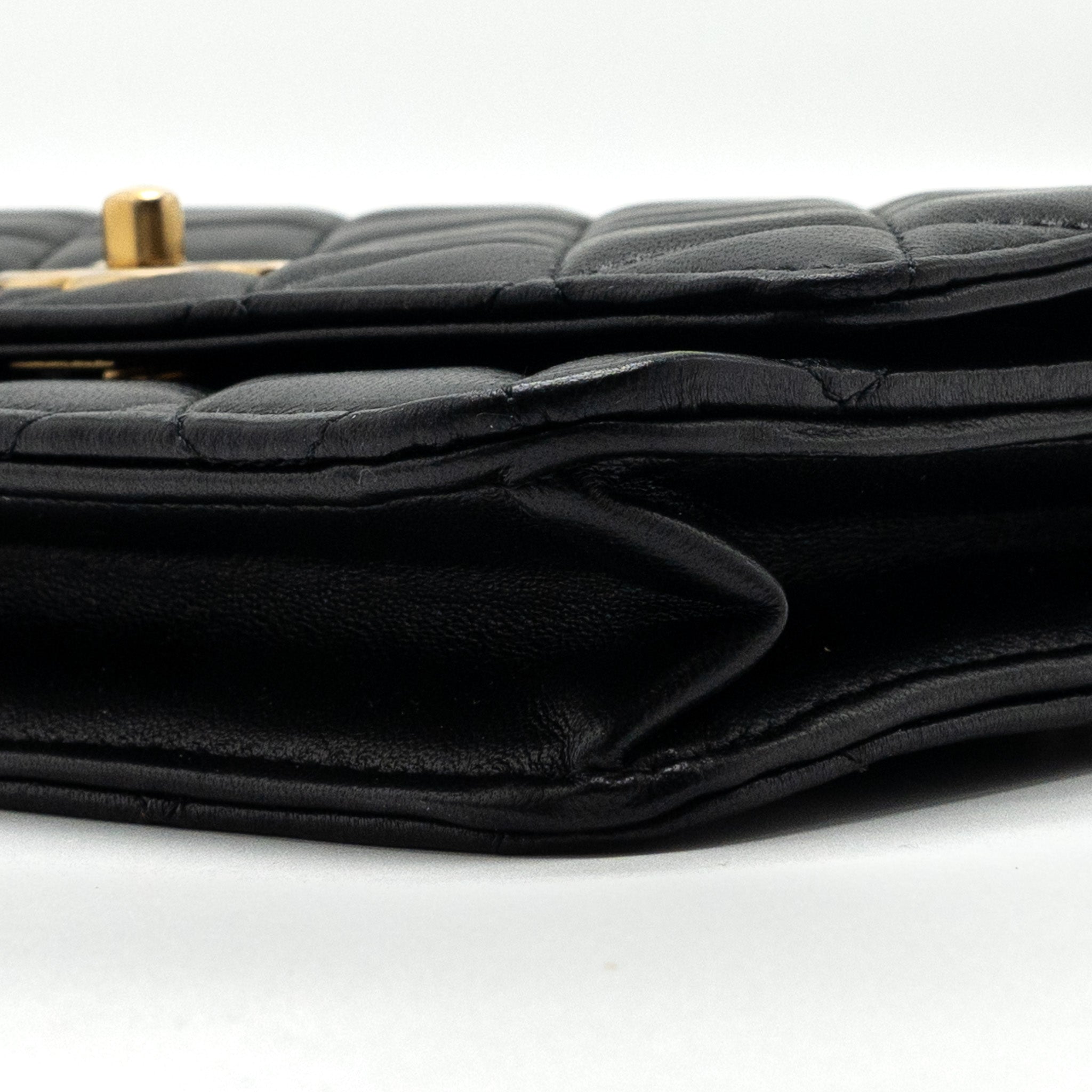 CHANEL PEARL CRUSH WALLET ON CHAIN LAMBSKIN BLACK GHW (MICROCHIP)