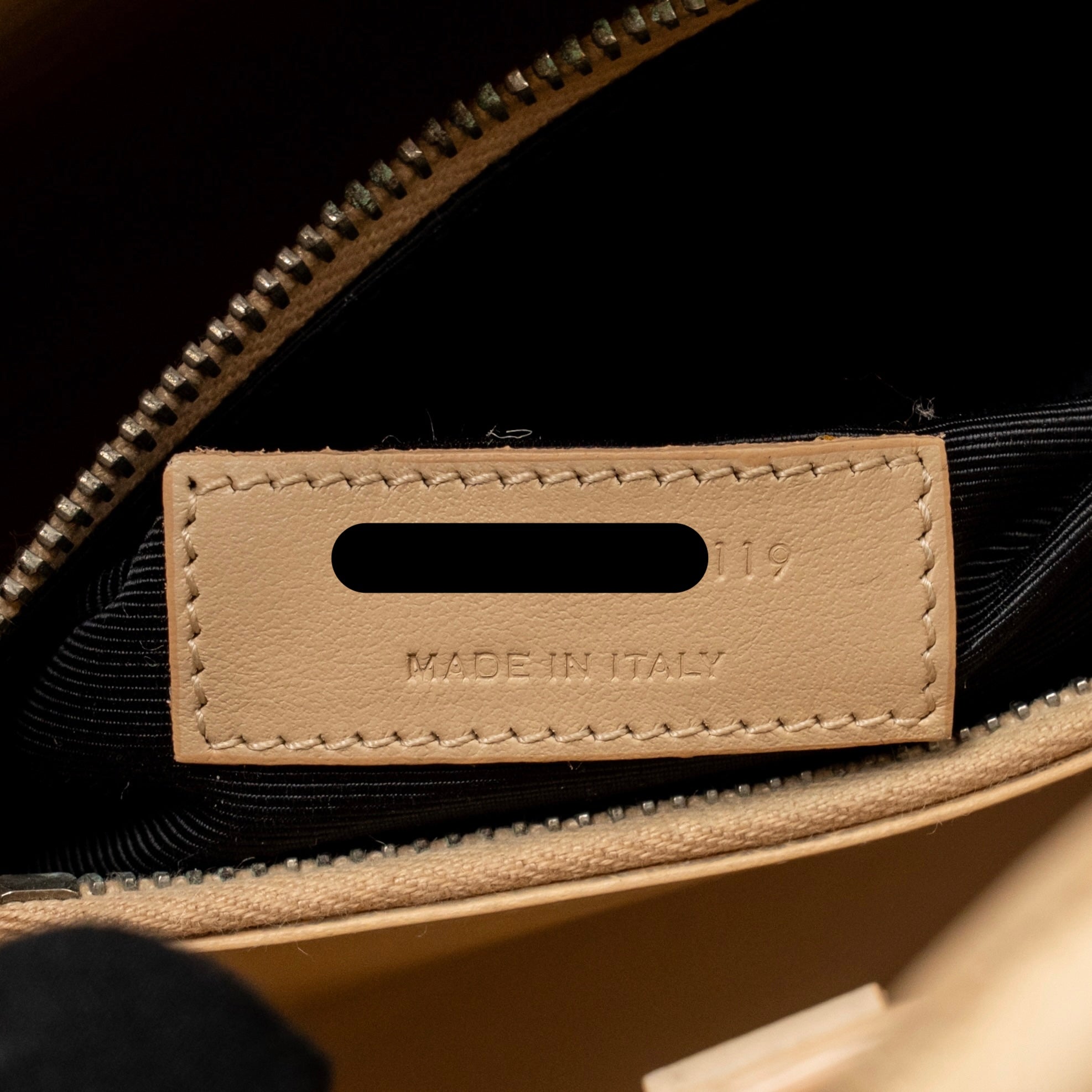 SAINT LAURENT SAC DE JOUR TOTE CROC EMBOSSED CALFSKIN BEIGE SHW
