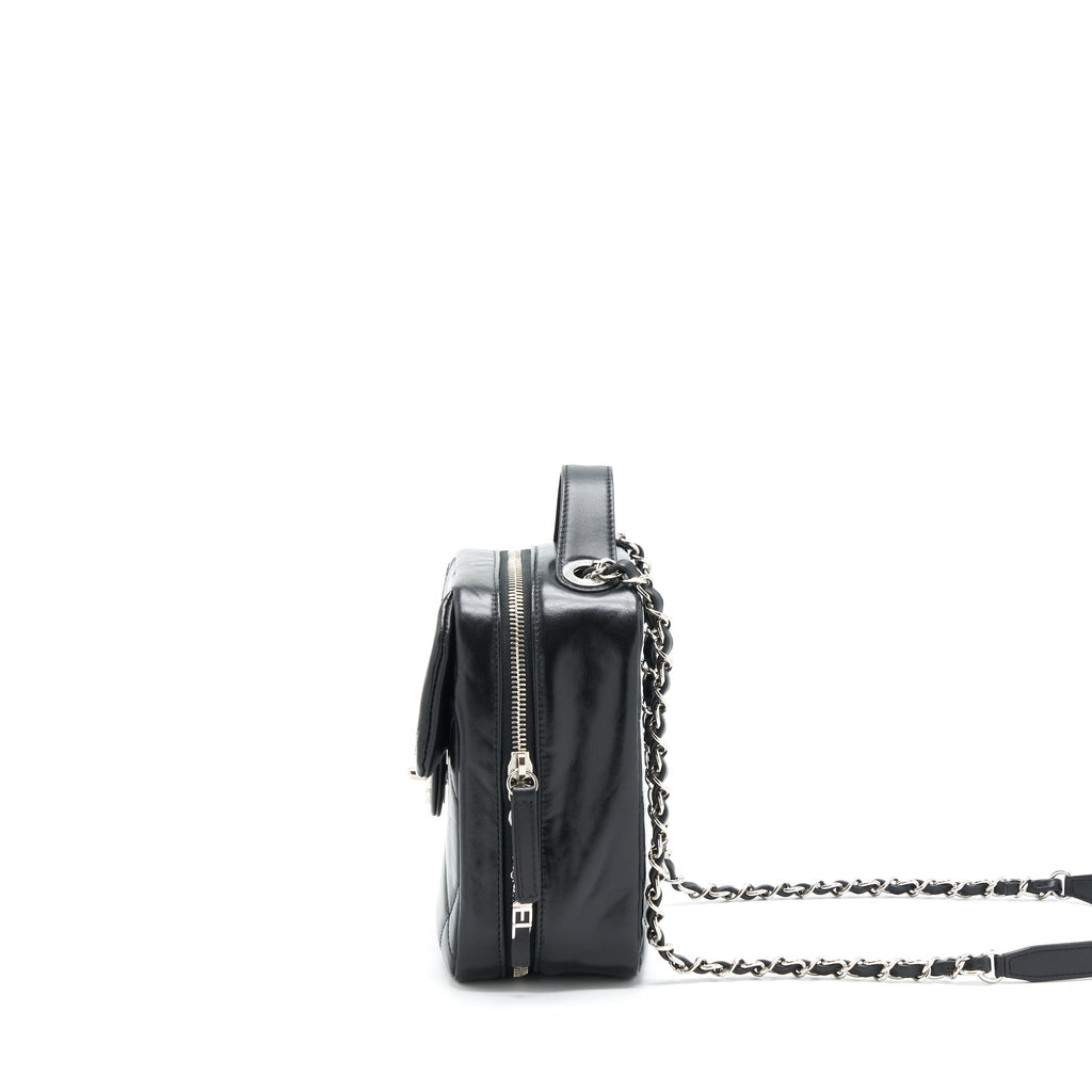 CHANEL QUILTED VERTICAL TOP HANDLE BAG CALFSKIN BLACK SHW