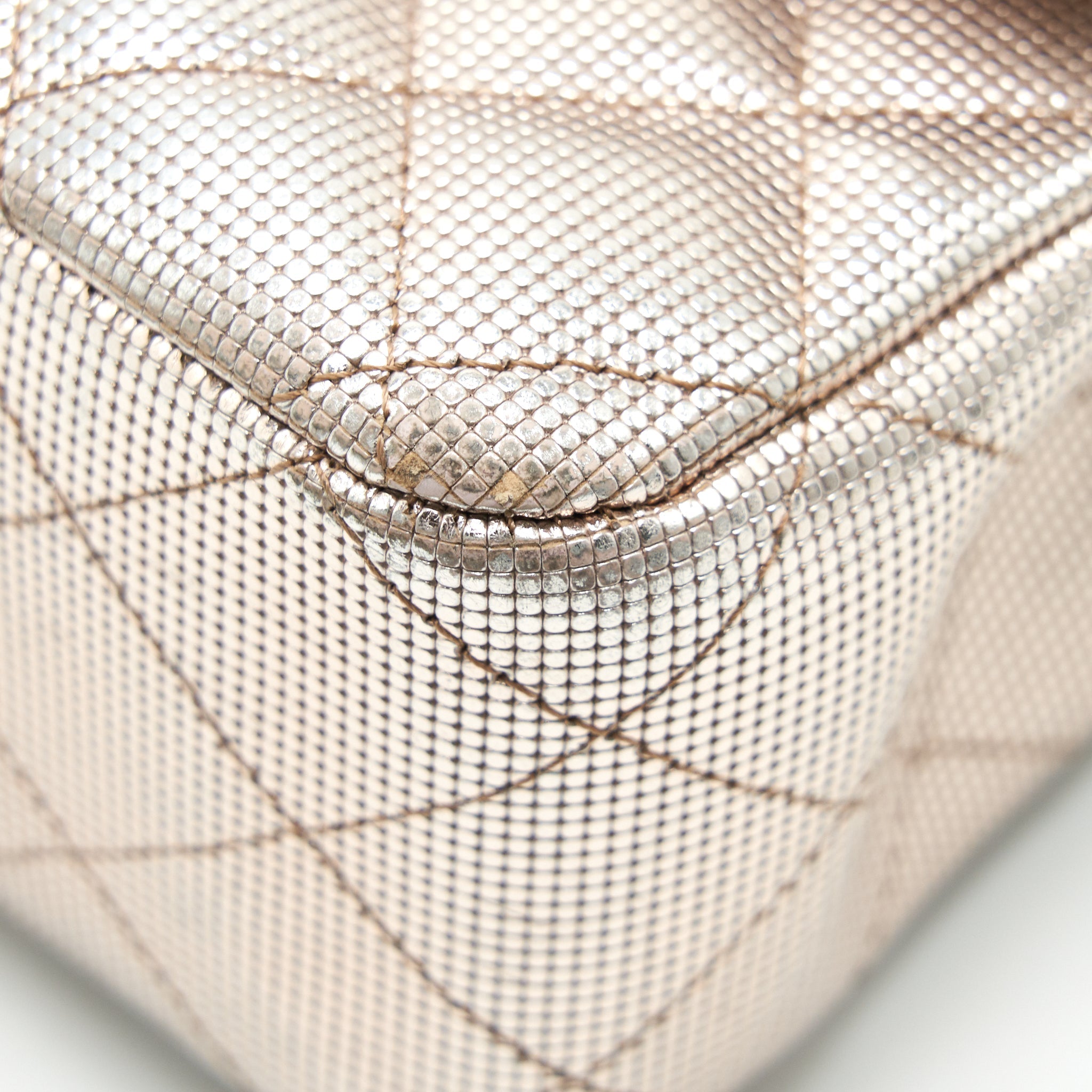 CHANEL SEASONAL MEDIUM FLAP BAG IN CHAMPAGNE PINK SHW
