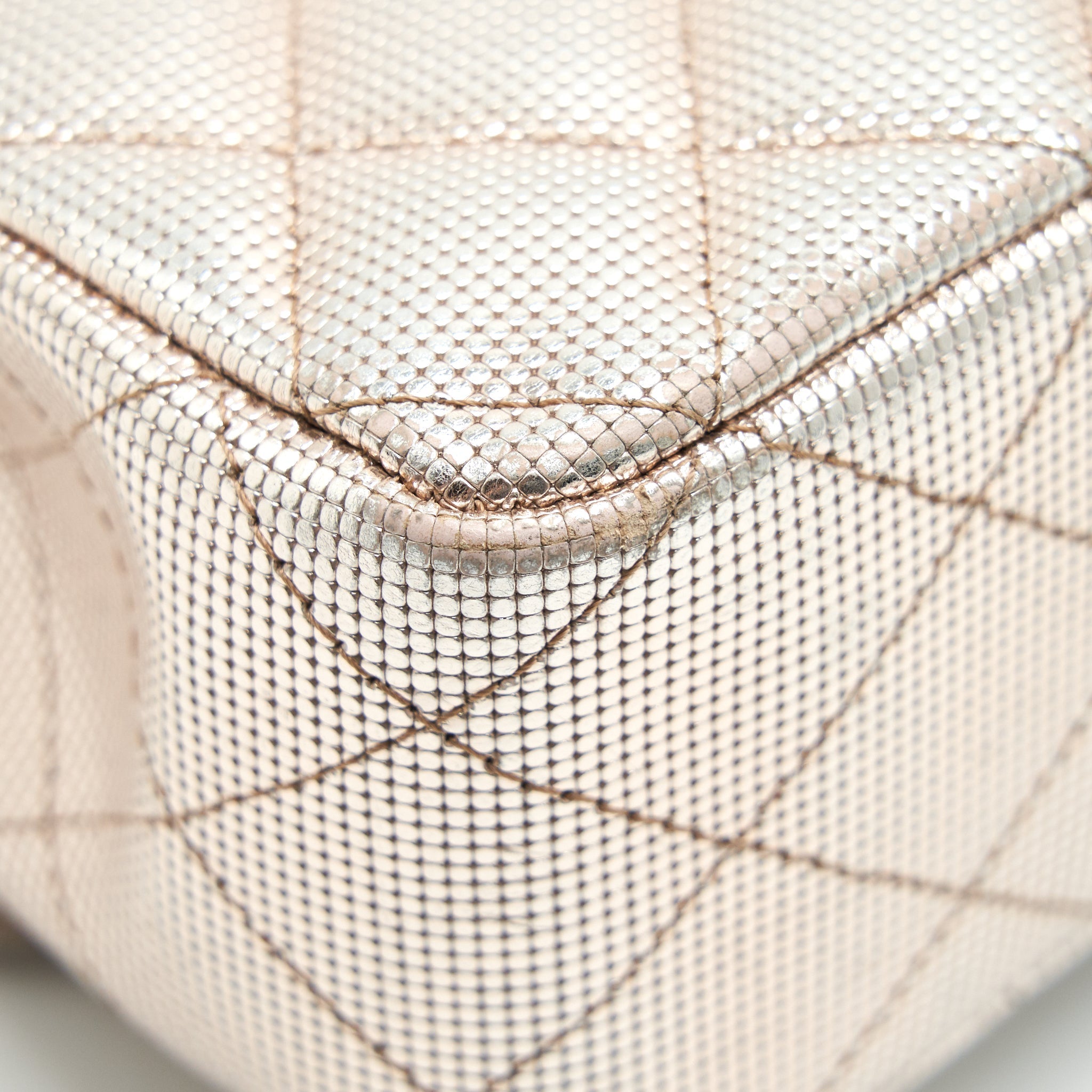 CHANEL SEASONAL MEDIUM FLAP BAG IN CHAMPAGNE PINK SHW