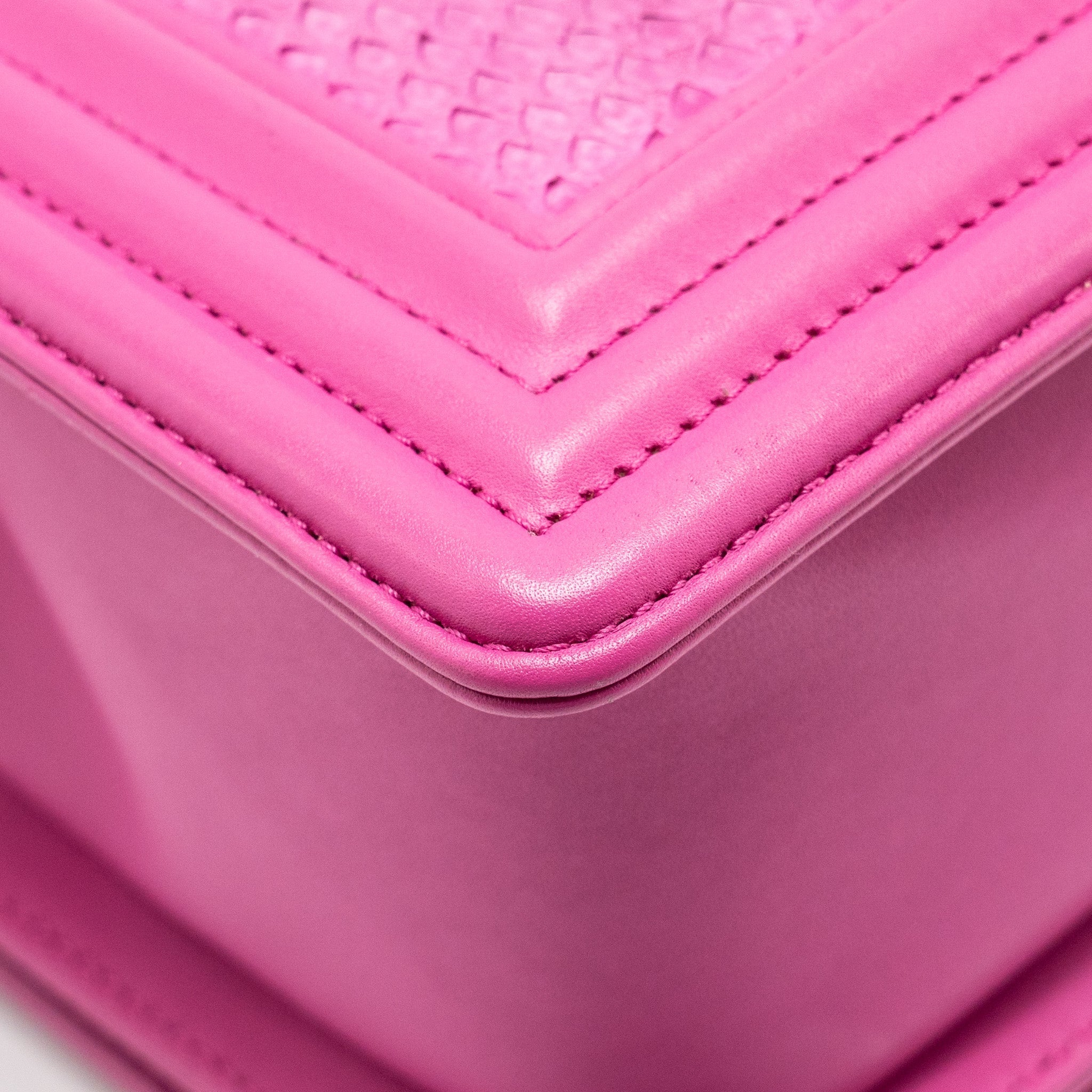 CHANEL MEDIUM BOY FLAP BAG PYTHON PINK BRUSHED SHW