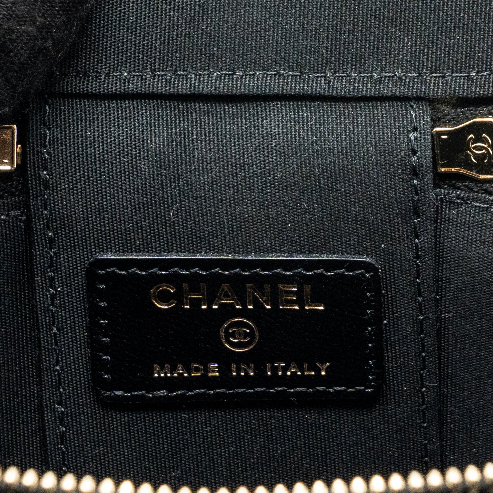 CHANEL TOP HANDLE MINI VANITY LAMBSKIN BLACK GHW