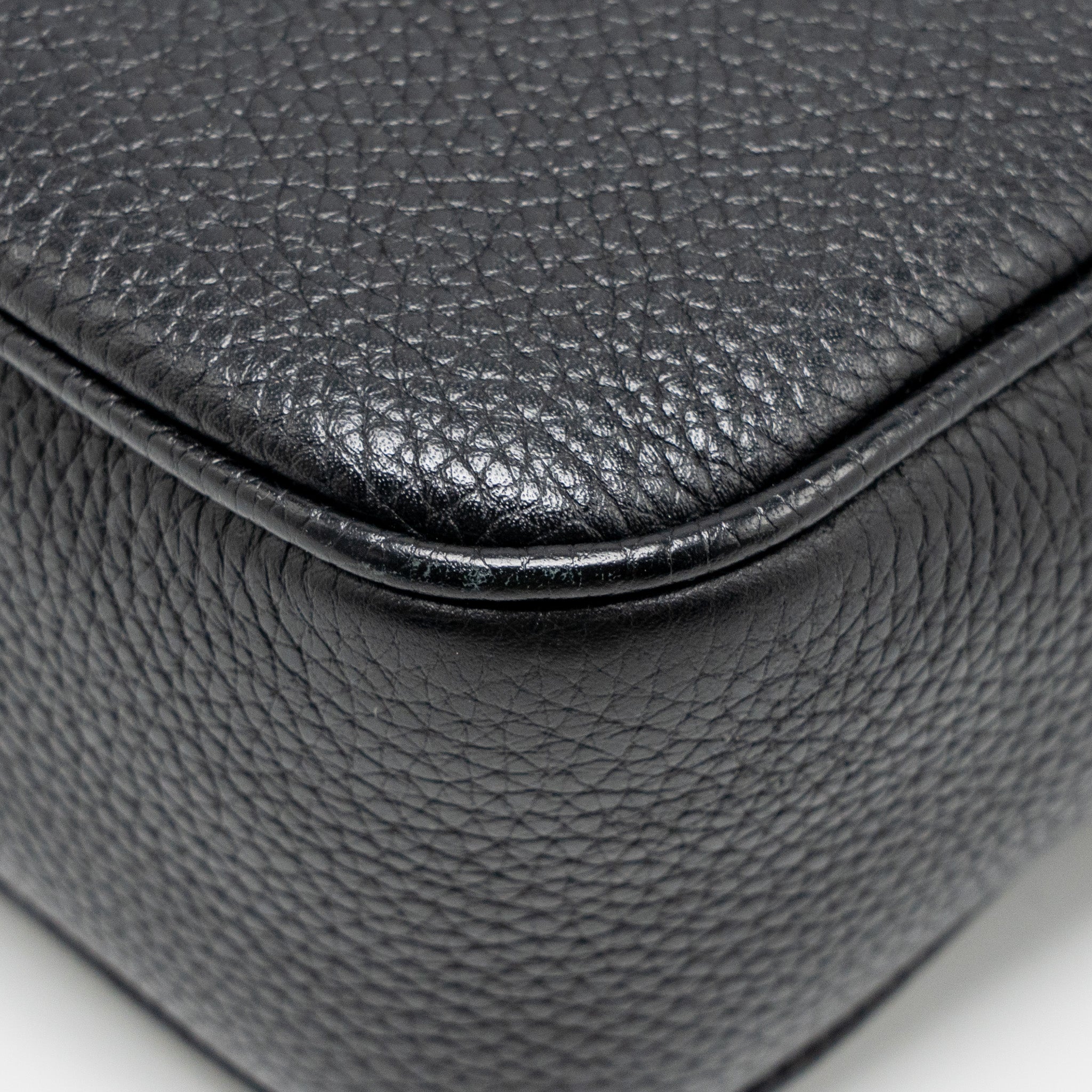 GUCCI SOHO DISCO CAMERA CROSSBODY BAG CALFSKIN BLACK LGHW