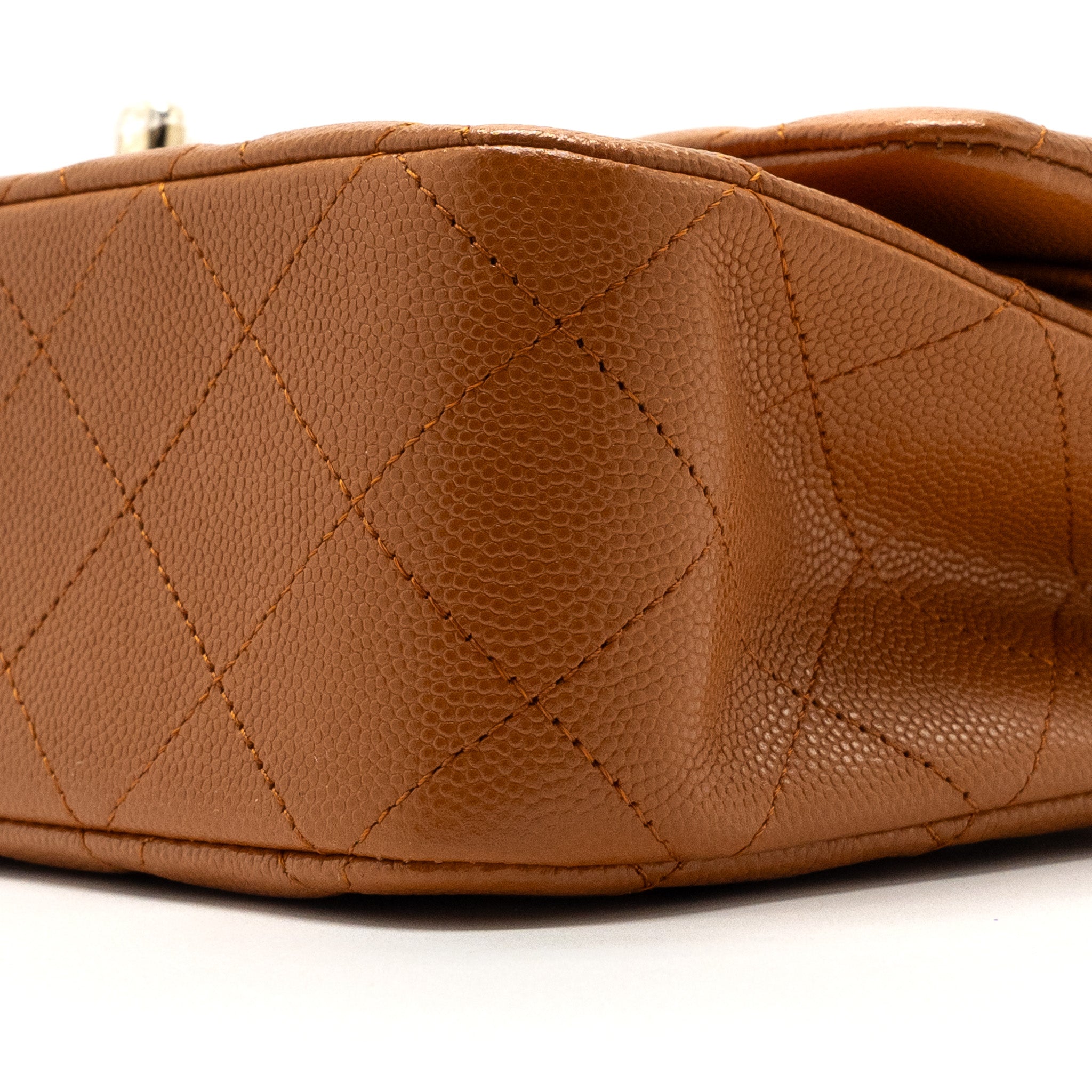 CHANEL MEDIUM CLASSIC DOUBLE FLAP BAG CAVIAR CARAMEL LGHW(MICROCHIP)
