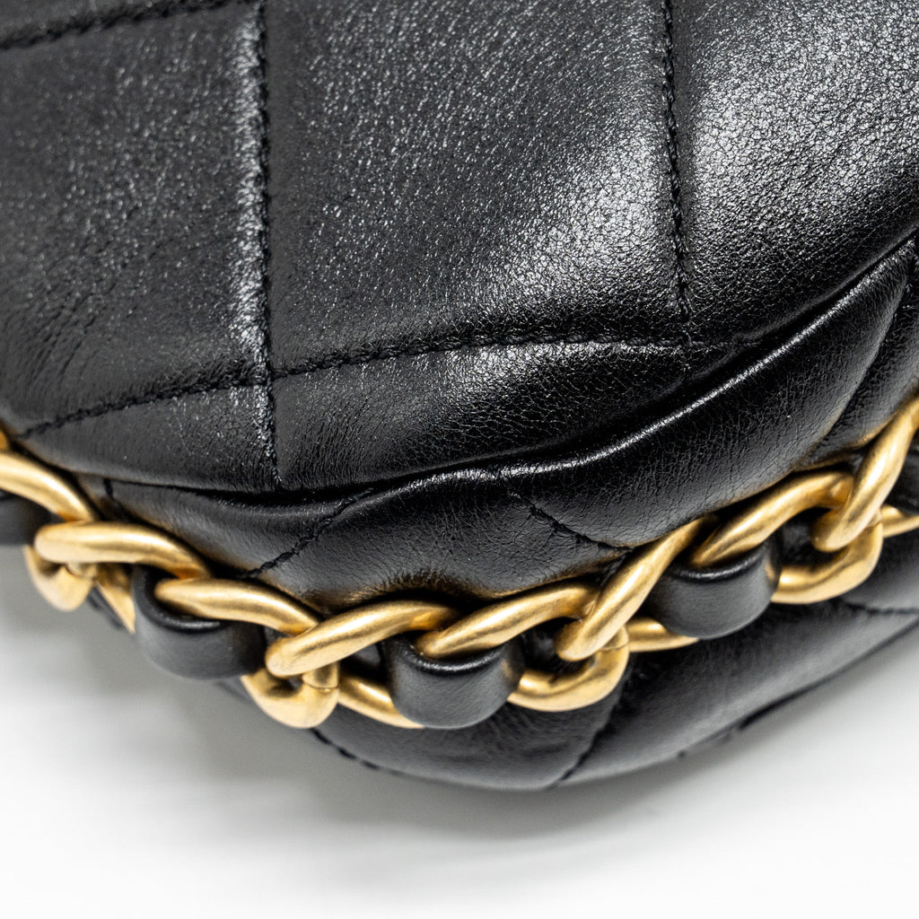 CHANEL 23K HOBO BAG WITH ADJUSTABLE CHAIN LAMBKIN BLACK GHW (MICROCHIP)
