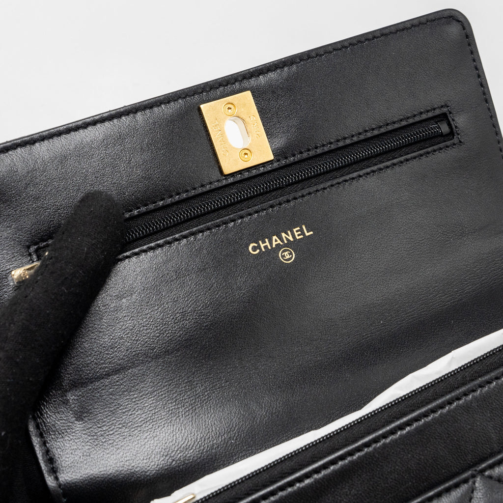 CHANEL 23A LION CHARMS WALLET ON CHAIN LAMBSKIN BLACK GHW (MICROCHIP)