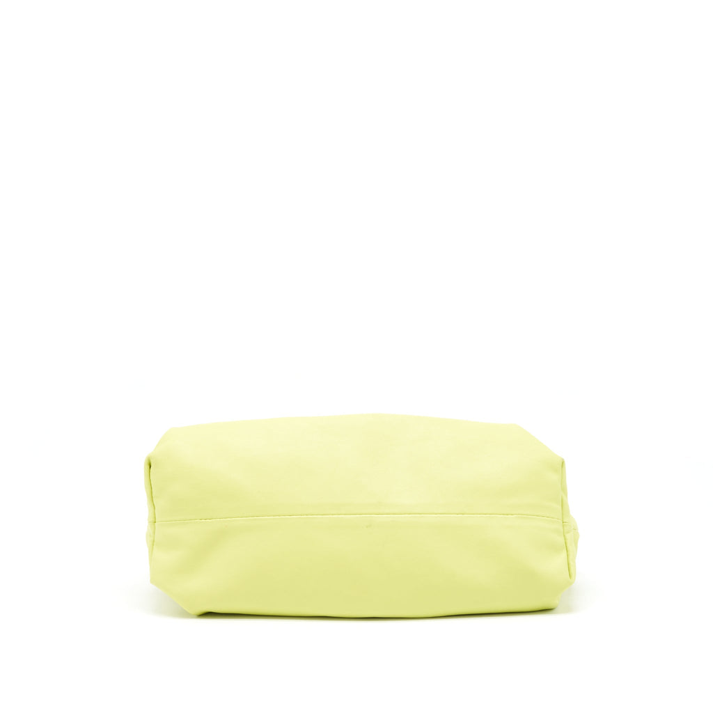 BOTTEGA VENETA CHAIN POUCH CALFSKIN LIGHT GREEN GHW